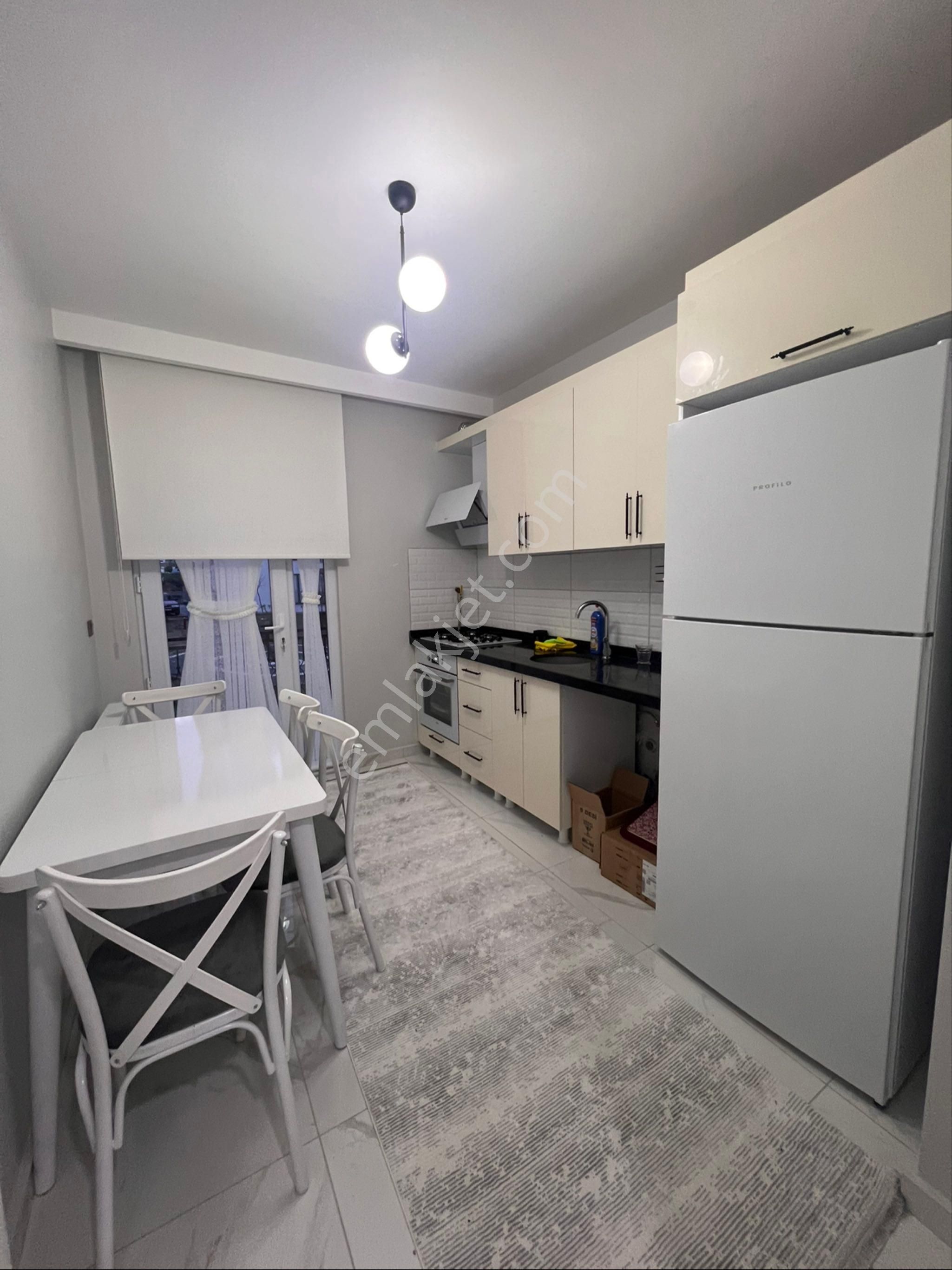 Bükçekmece Murat Çeşme Site İçi 1 Kat Kiralık Daire - Görsel 24