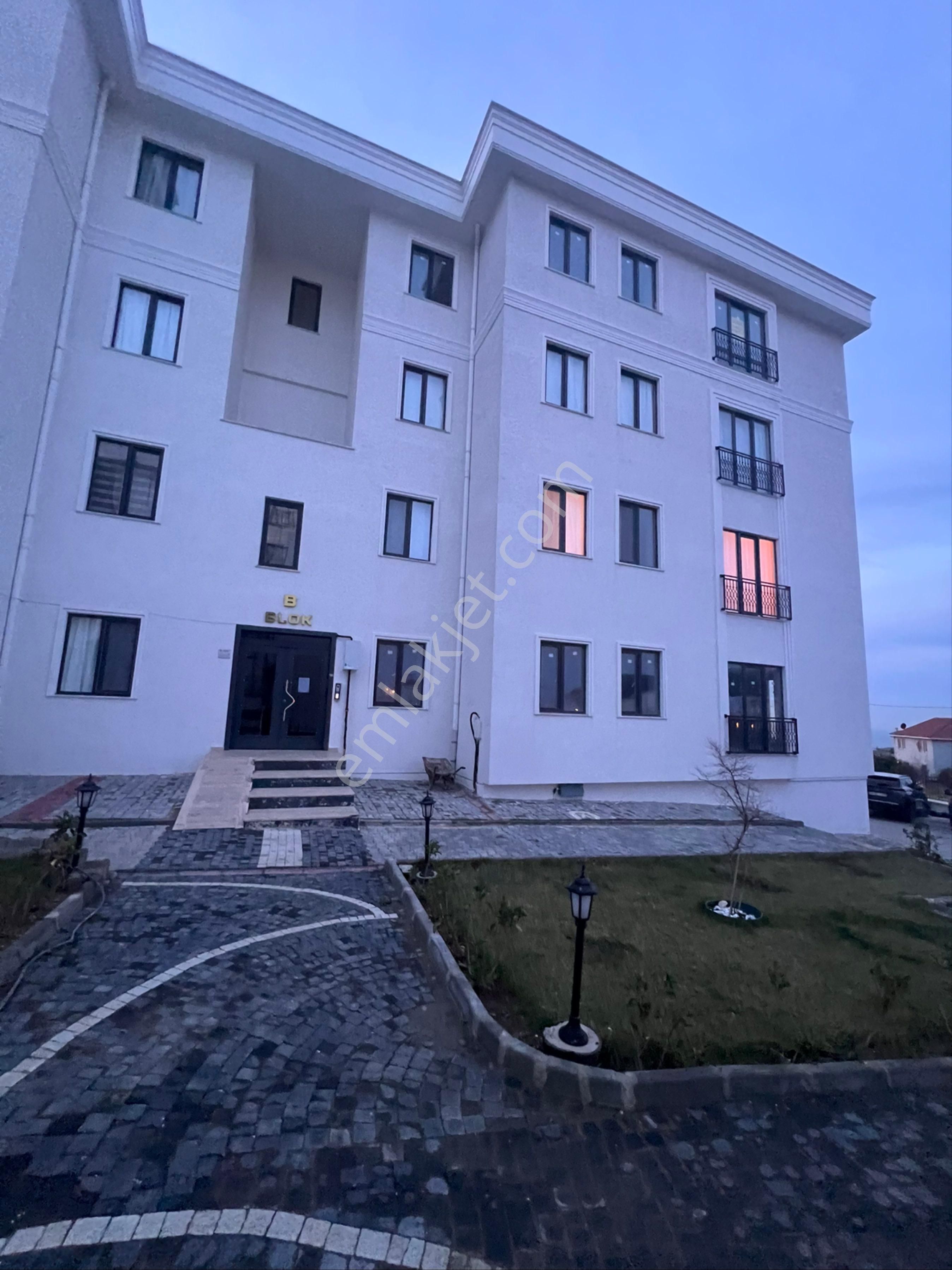 Bükçekmece Murat Çeşme Site İçi 1 Kat Kiralık Daire - Görsel 4