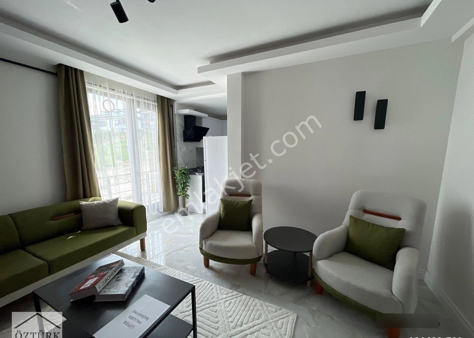 Öztürk Gayrimenkul'den Bulvara 1 Sokak Eşyalı Satılık Fırsat 1+1 - Görsel 2