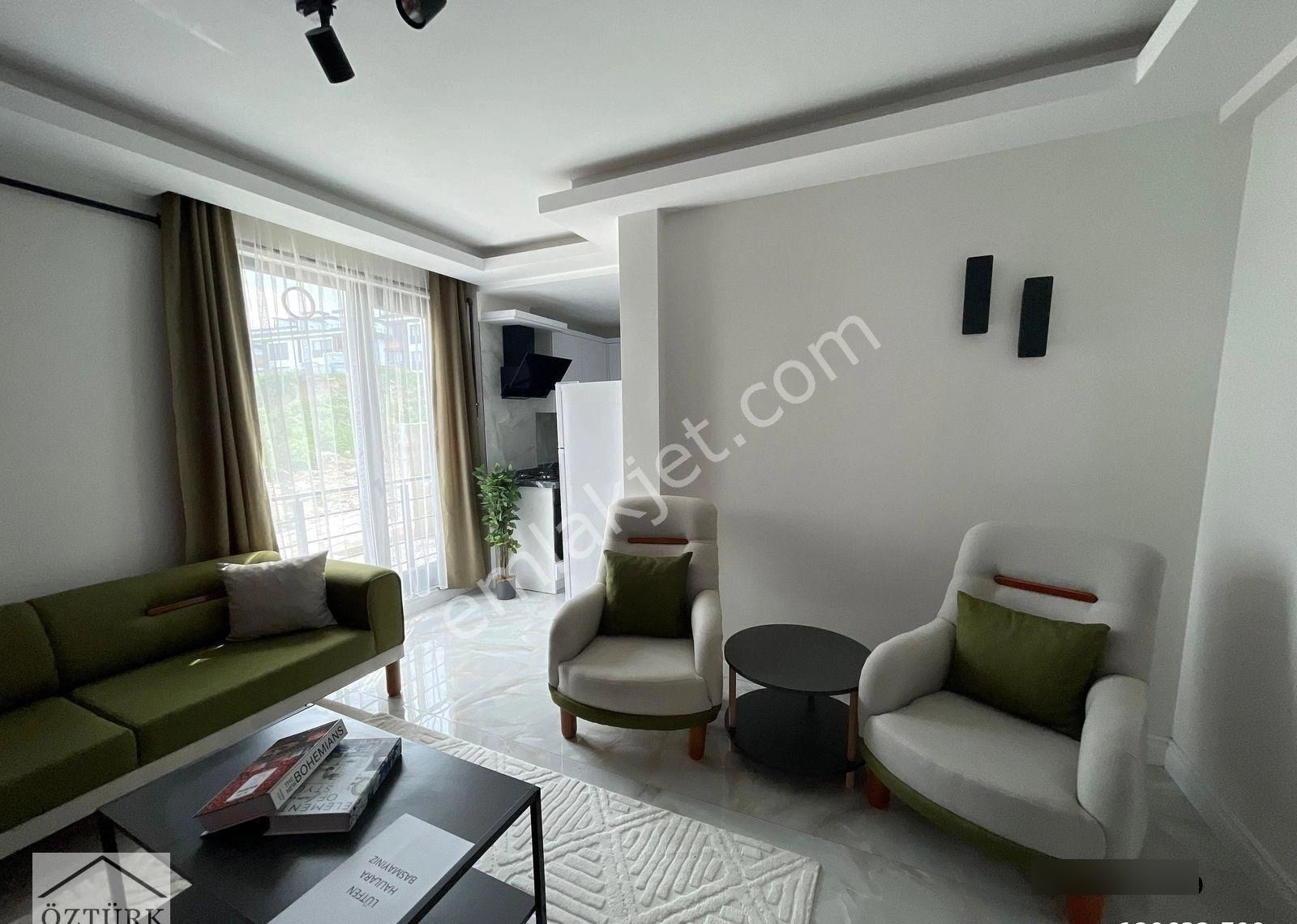 Öztürk Gayrimenkul'den Bulvara 1 Sokak Eşyalı Satılık Fırsat 1+1 - Görsel 5