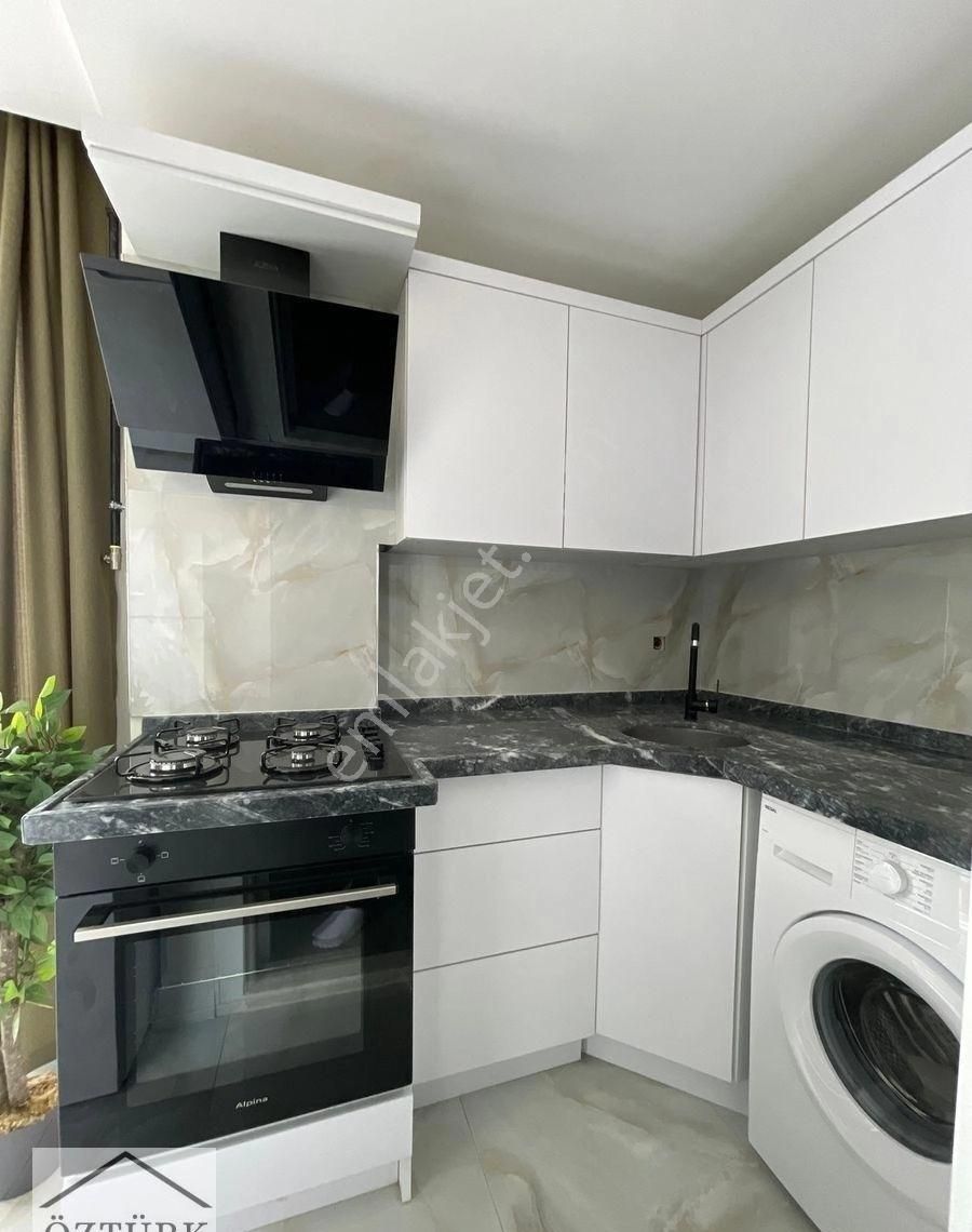 Öztürk Gayrimenkul'den Bulvara 1 Sokak Eşyalı Satılık Fırsat 1+1 - Görsel 21