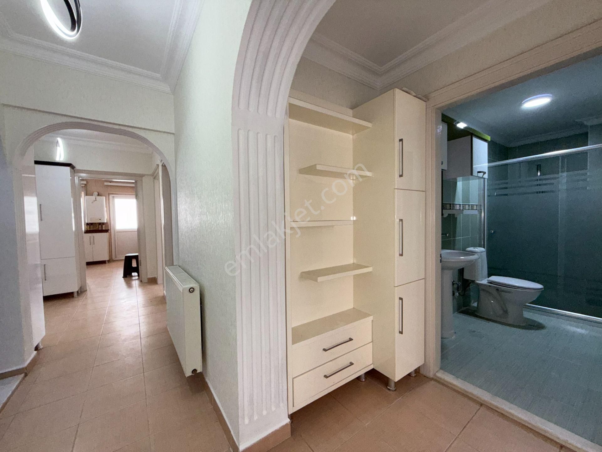 Ufuk Kılıç Emlak'tan Protokol Yolu Yakını Ara Kat Geniş 3+1 Daire - Görsel 27