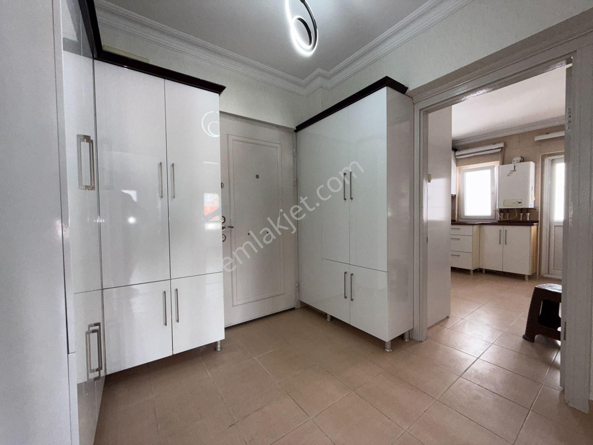 Ufuk Kılıç Emlak'tan Protokol Yolu Yakını Ara Kat Geniş 3+1 Daire - Görsel 25