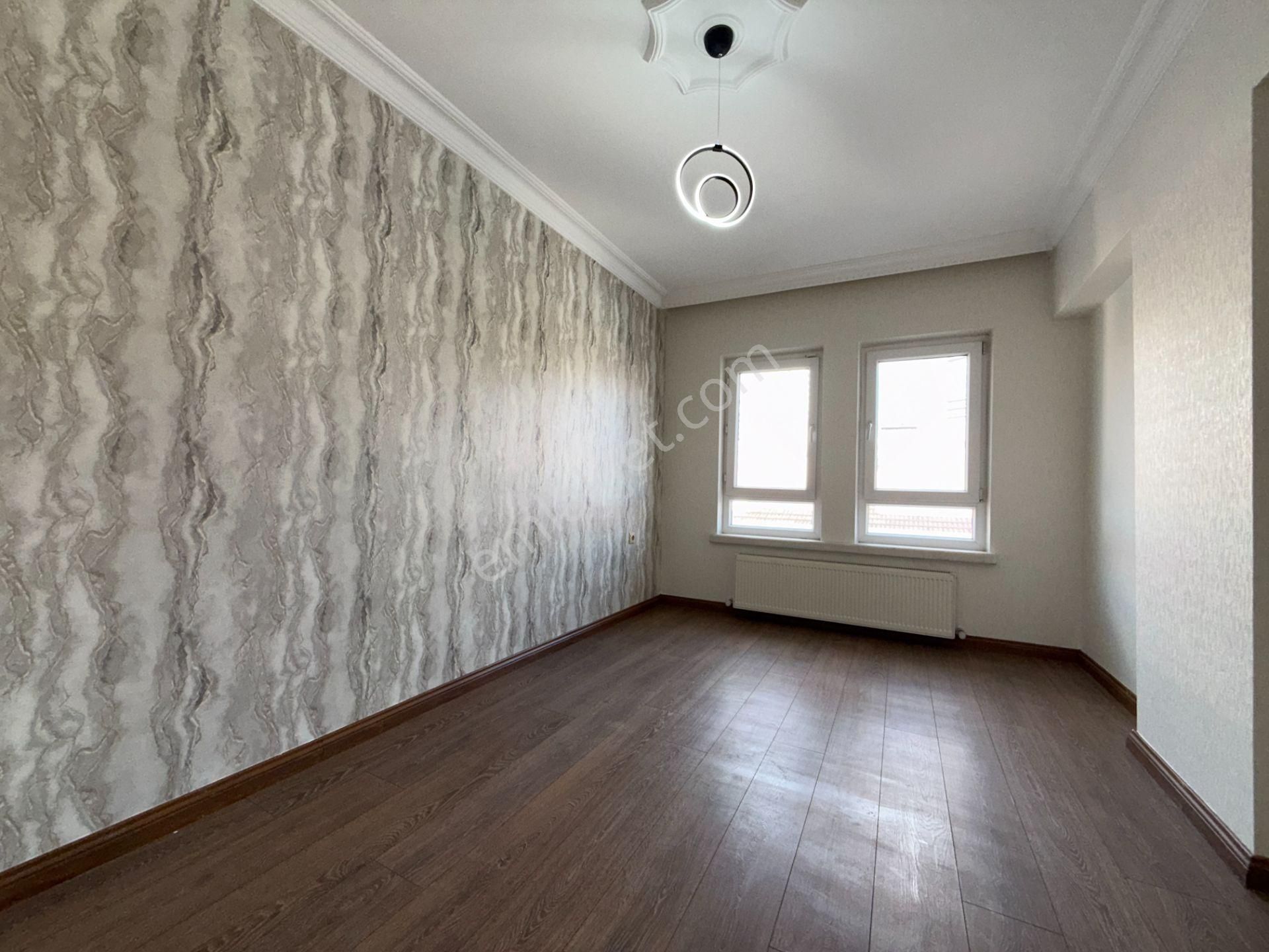 Ufuk Kılıç Emlak'tan Protokol Yolu Yakını Ara Kat Geniş 3+1 Daire - Görsel 15