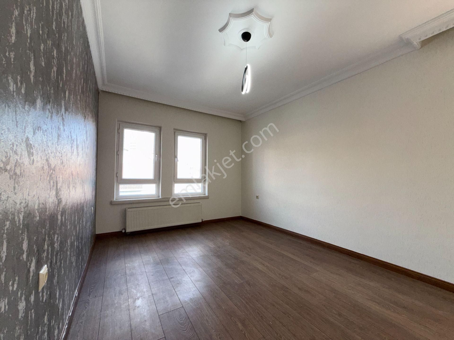 Ufuk Kılıç Emlak'tan Protokol Yolu Yakını Ara Kat Geniş 3+1 Daire - Görsel 21