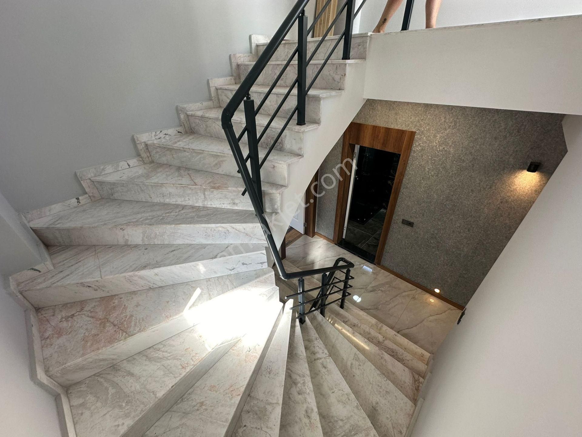 ✨akçay Ay Emlaktan✨gürede Kazdağlarının Eteklerinde Deniz Manzaralı Satılık 3+1 Sitede Tek Müstakil - Görsel 11