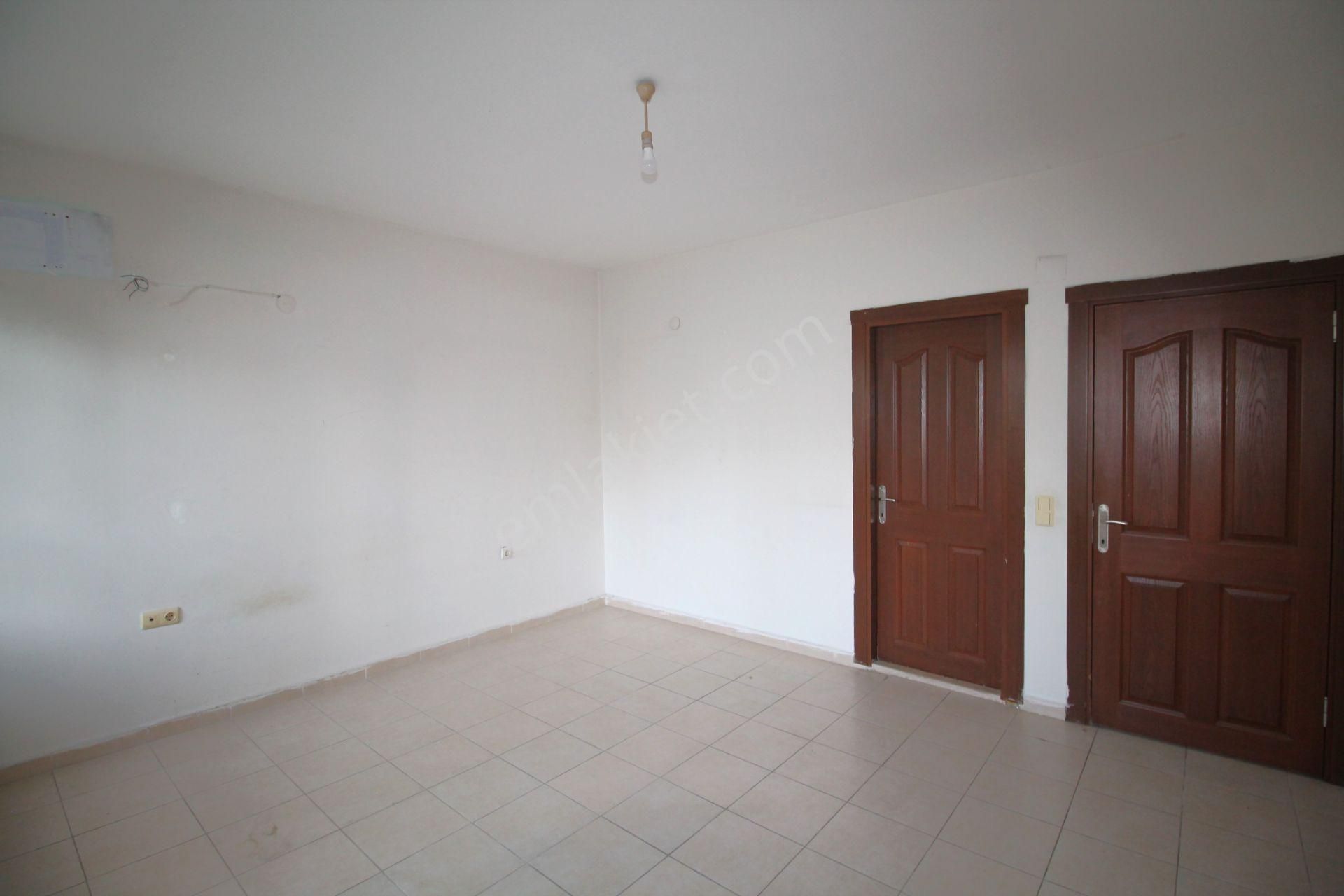 Retro’dan Yeni Mahalle’de Teraslı Geniş B.mutfak Site İçi Kiralık 3+1 - Görsel 14