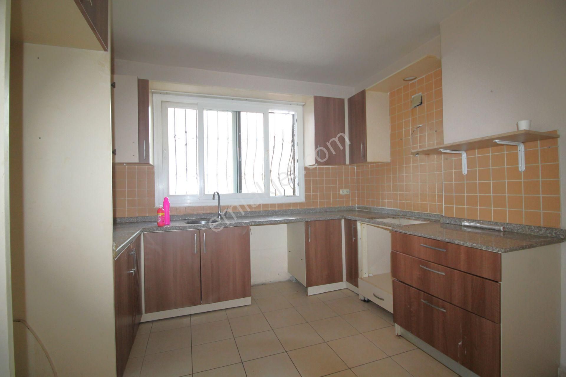 Retro’dan Yeni Mahalle’de Teraslı Geniş B.mutfak Site İçi Kiralık 3+1 - Görsel 7