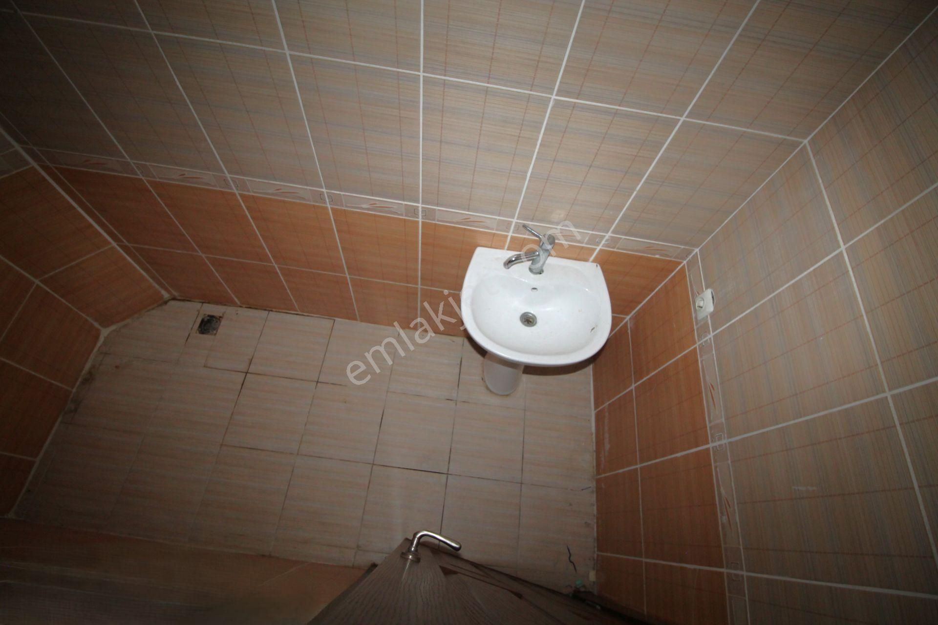 Retro’dan Yeni Mahalle’de Teraslı Geniş B.mutfak Site İçi Kiralık 3+1 - Görsel 15