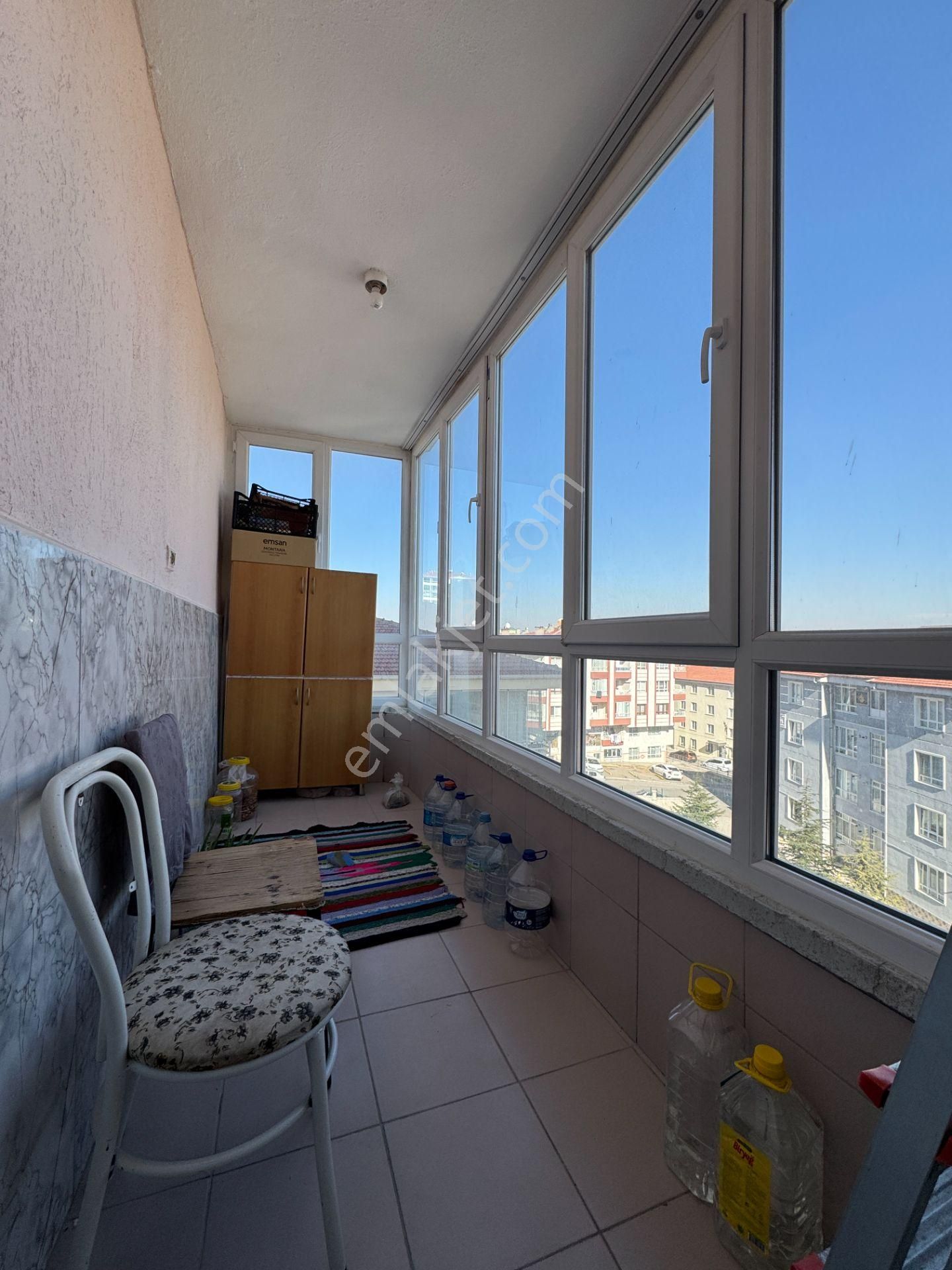 Ufuk Kılıç Emlak'tan Pursaklarda Uygun Fiyata Çift Asansörlü Ara Kat Daire - Görsel 12