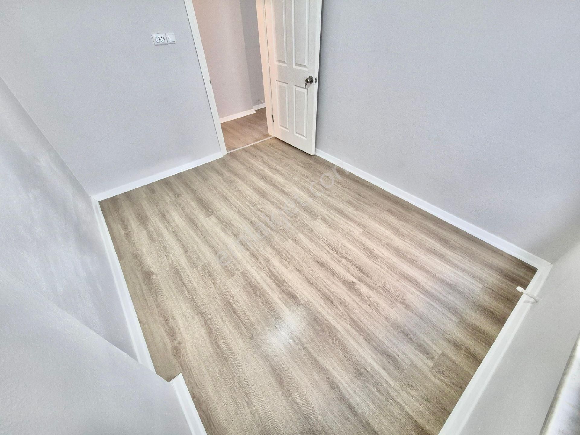 ▓karabuluttan▓ön Cephe Ara Kat & Ayrı Mutfak Geniş 3+1 Satılık Daire - Görsel 19