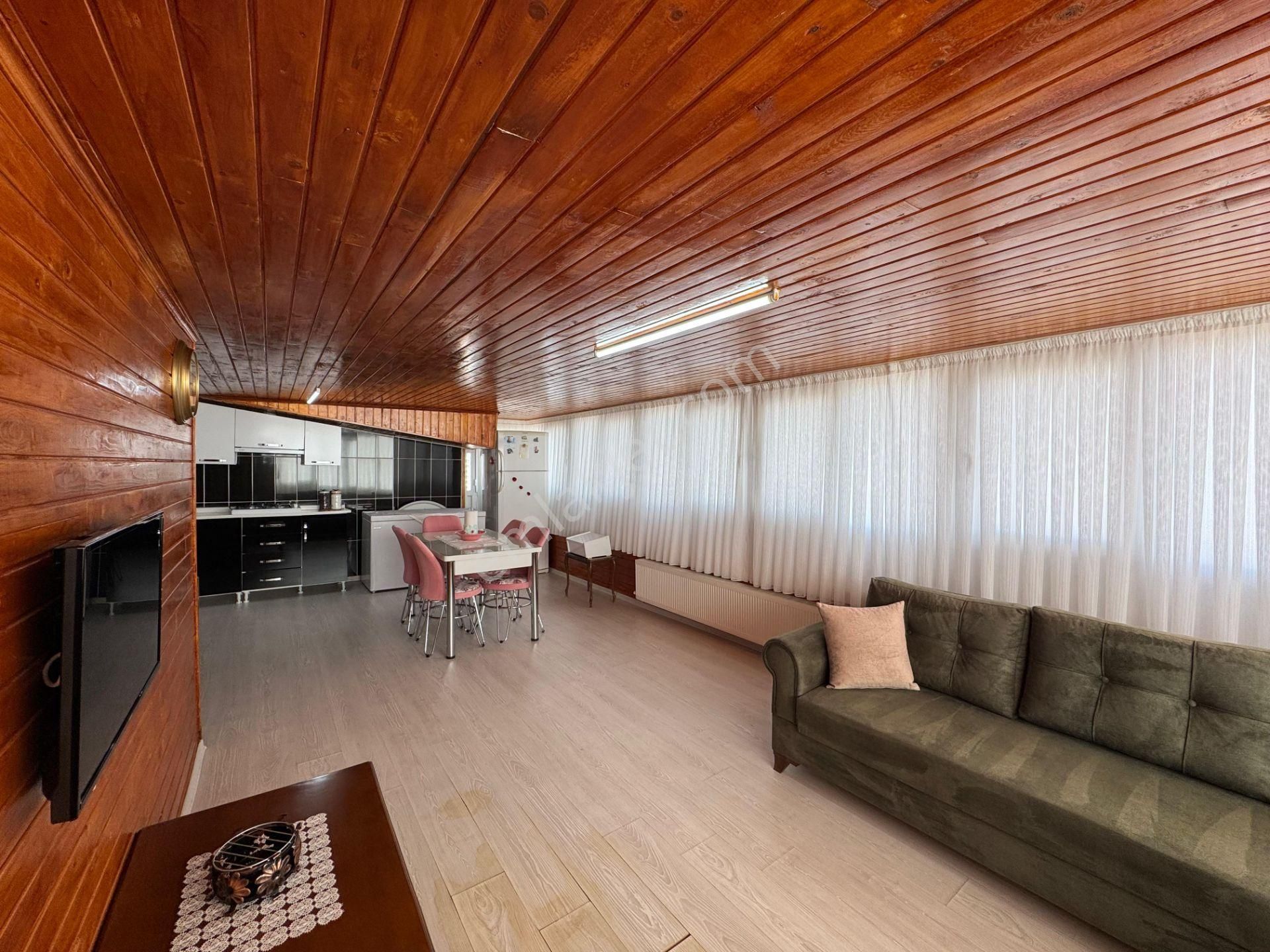 Ufuk Kılıç Emlak'tan Çift Banyolu Asansörlü Teraslı 5+1 Dublex Daire - Görsel 27