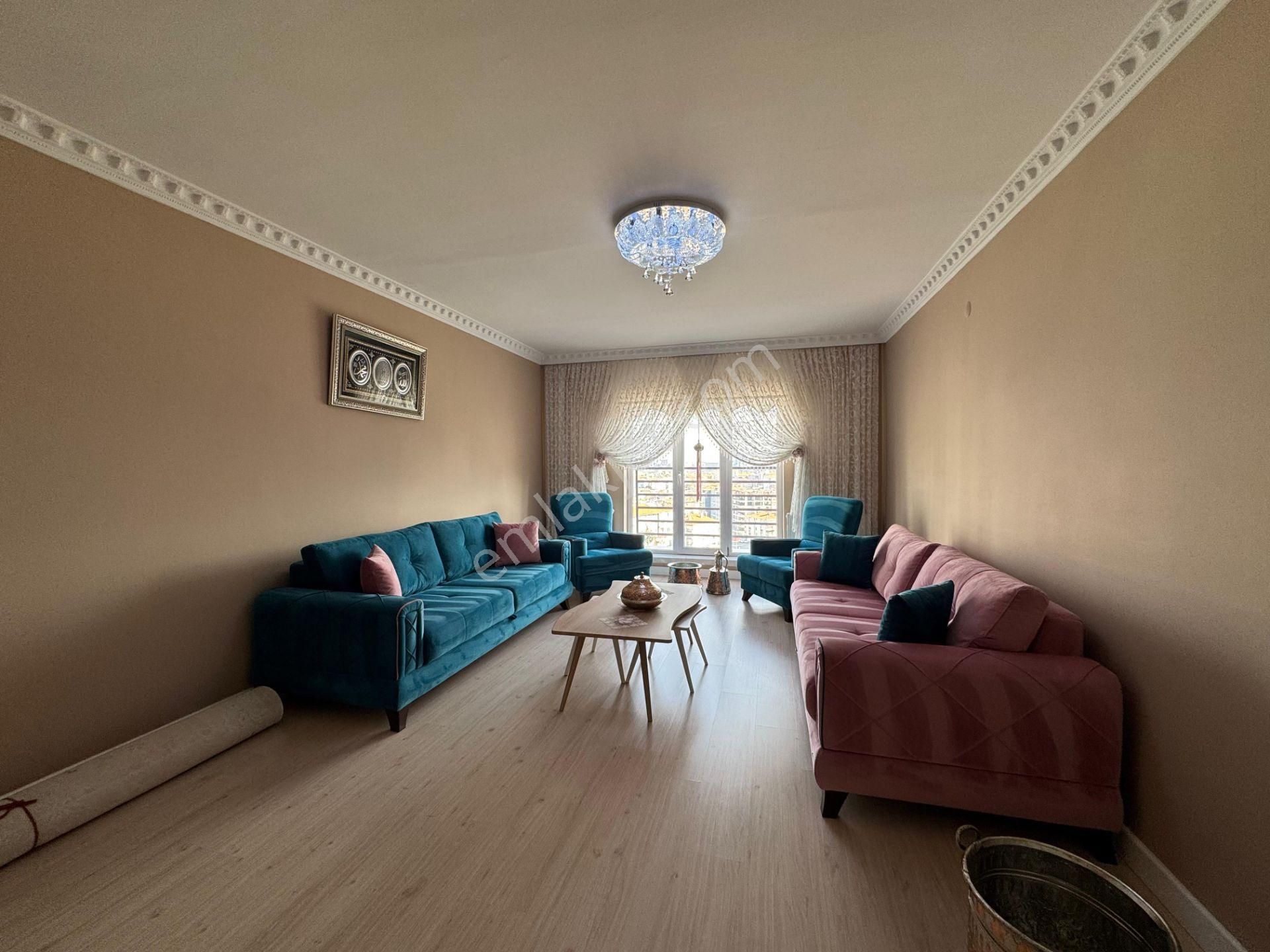 Ufuk Kılıç Emlak'tan Çift Banyolu Asansörlü Teraslı 5+1 Dublex Daire - Görsel 13