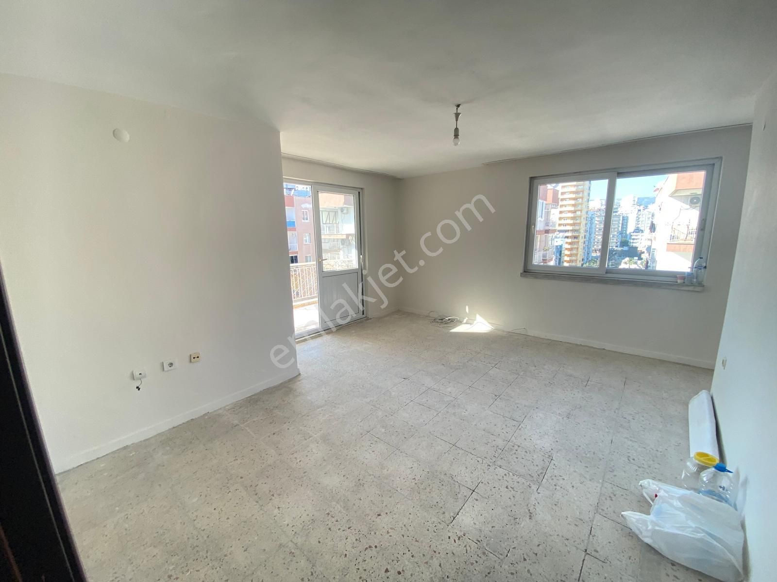 Prestij'den Güvenevler'de Forum Civarı Asansörlü 2+1 Daire - Görsel 5