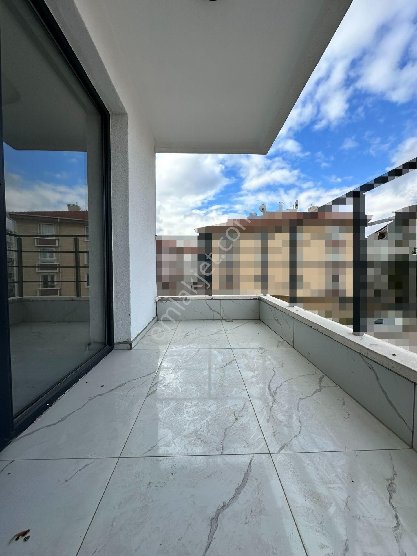 Pursaklar Mehmet Zengin Emlak'tan Teras Balkonlu Hastane Yakını 9.kat 4+1 Sıfır Sitede Daire - Görsel 27