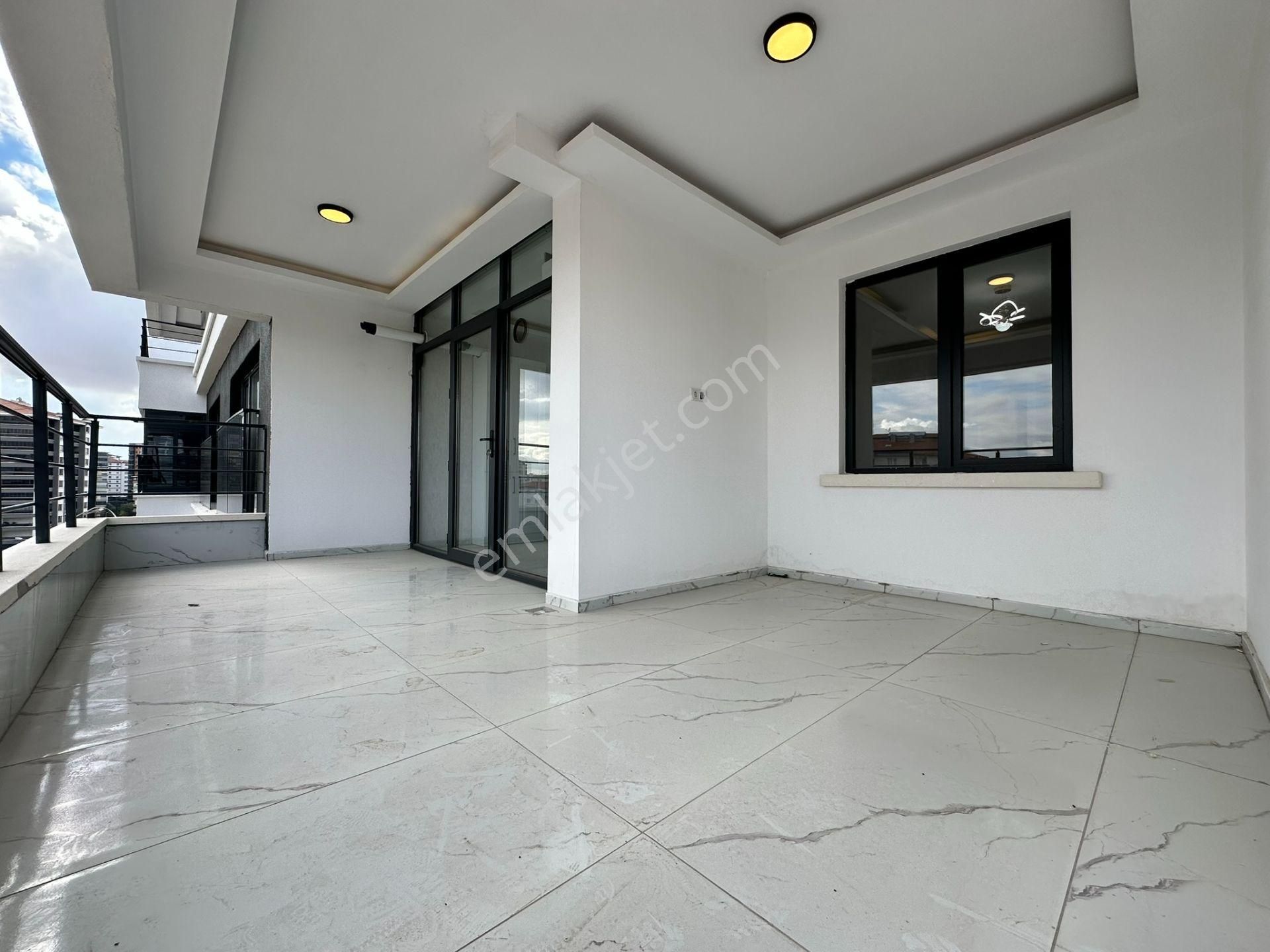 Pursaklar Mehmet Zengin Emlak'tan Teras Balkonlu Hastane Yakını 9.kat 4+1 Sıfır Sitede Daire - Görsel 28