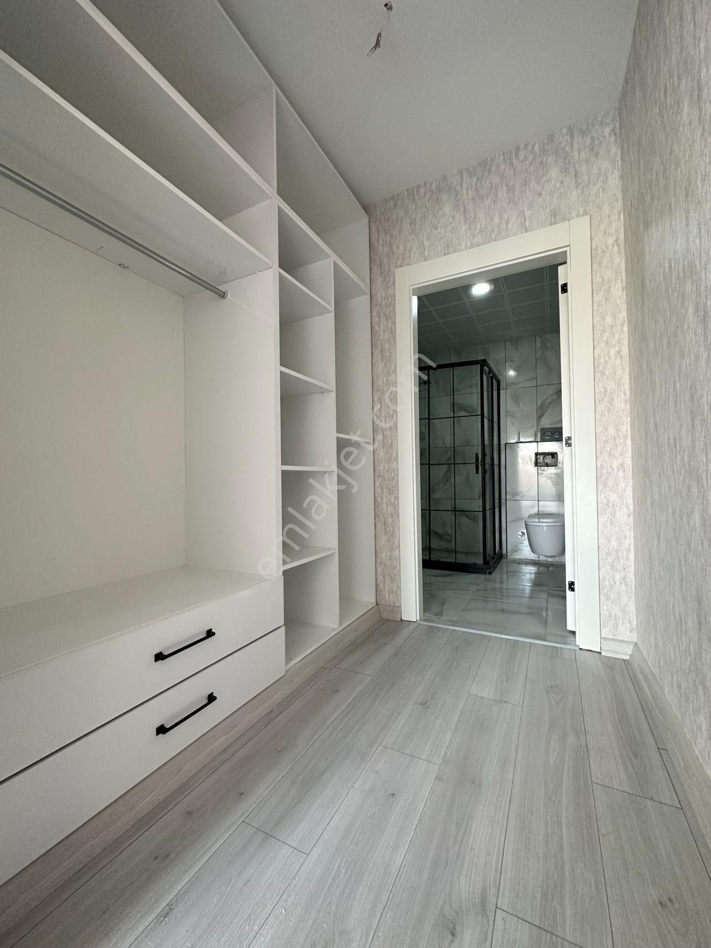 Pursaklar Mehmet Zengin Emlak'tan Teras Balkonlu Hastane Yakını 9.kat 4+1 Sıfır Sitede Daire - Görsel 31