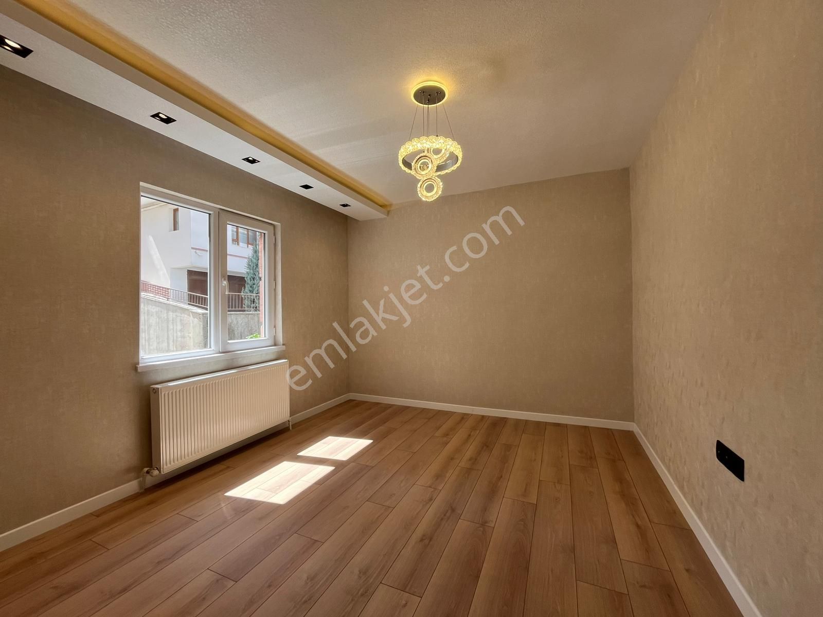 Ufuk Kılıç Emlak'tan Çift Banyolu Asansörlü Şık Tasarımlı Katta 4+1 - Görsel 20