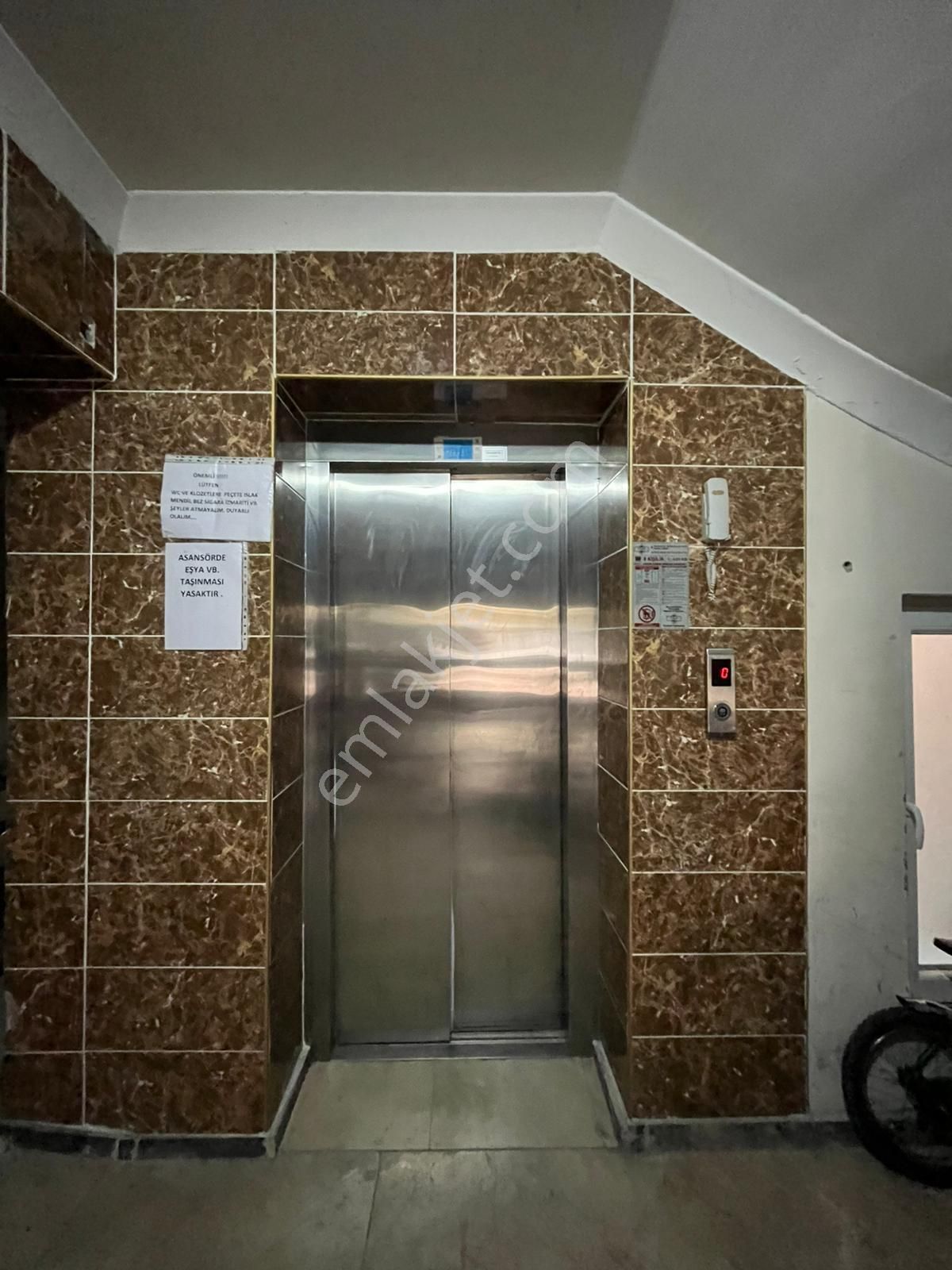 Ufuk Kılıç Emlak'tan Çift Banyolu Asansörlü Şık Tasarımlı Katta 4+1 - Görsel 31