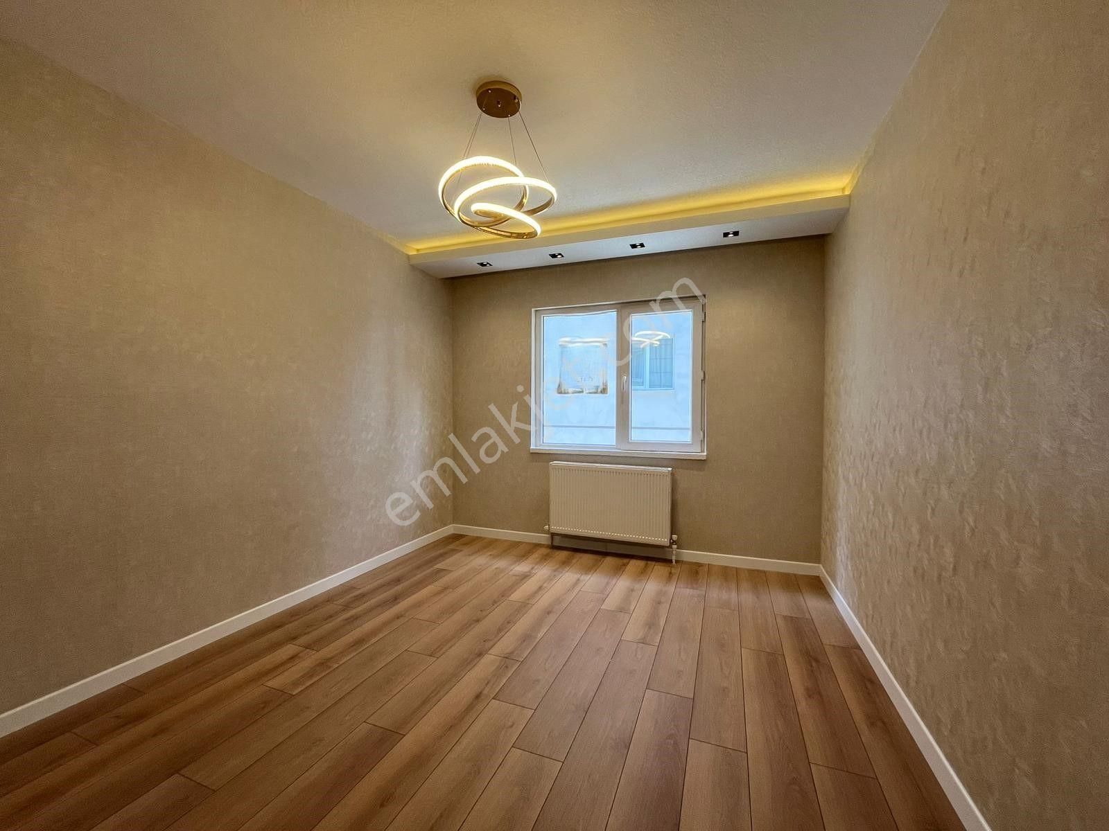 Ufuk Kılıç Emlak'tan Çift Banyolu Asansörlü Şık Tasarımlı Katta 4+1 - Görsel 16