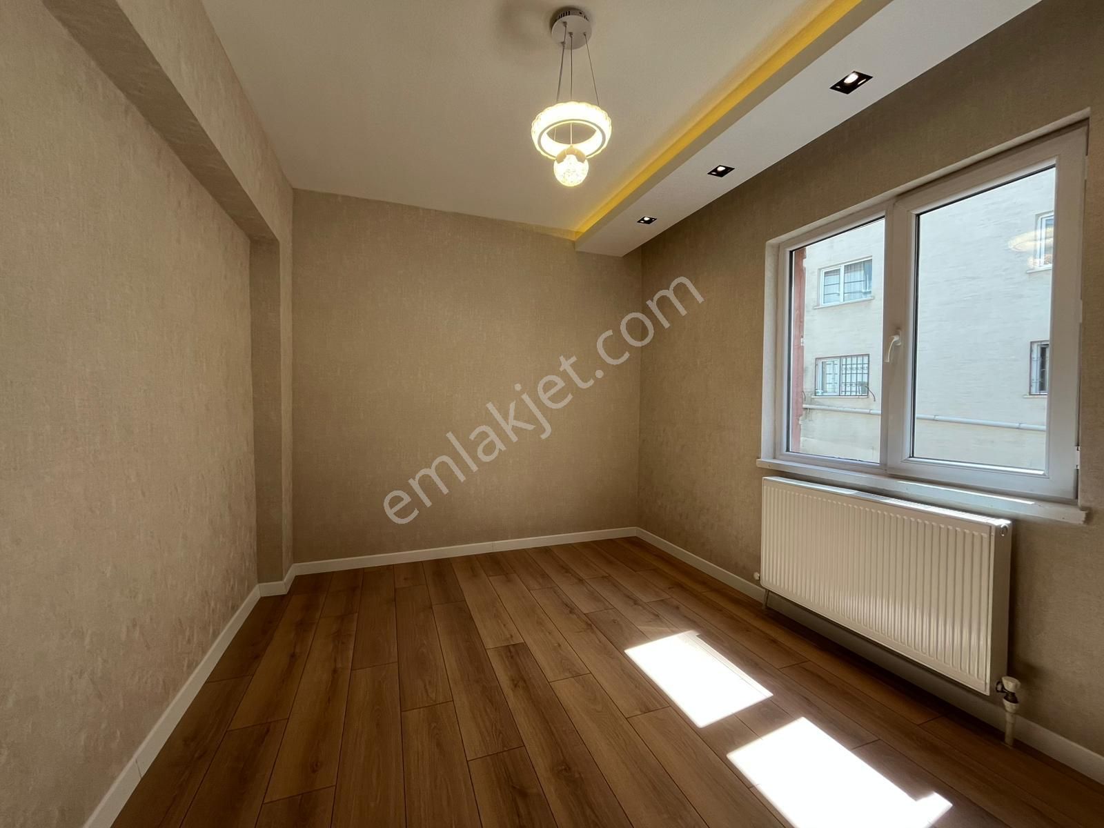 Ufuk Kılıç Emlak'tan Çift Banyolu Asansörlü Şık Tasarımlı Katta 4+1 - Görsel 24