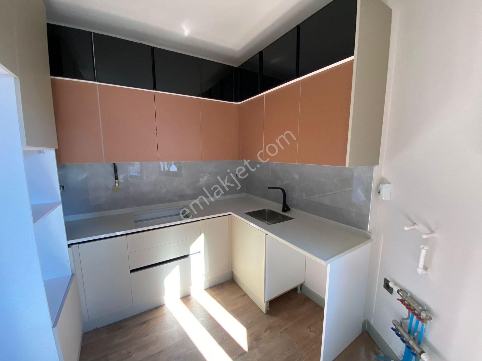 Karınca'dan 2.5 Ç. Yoluna Yürüme Mesafesinde Yerden Isıtmalı 1+1 - Görsel 5