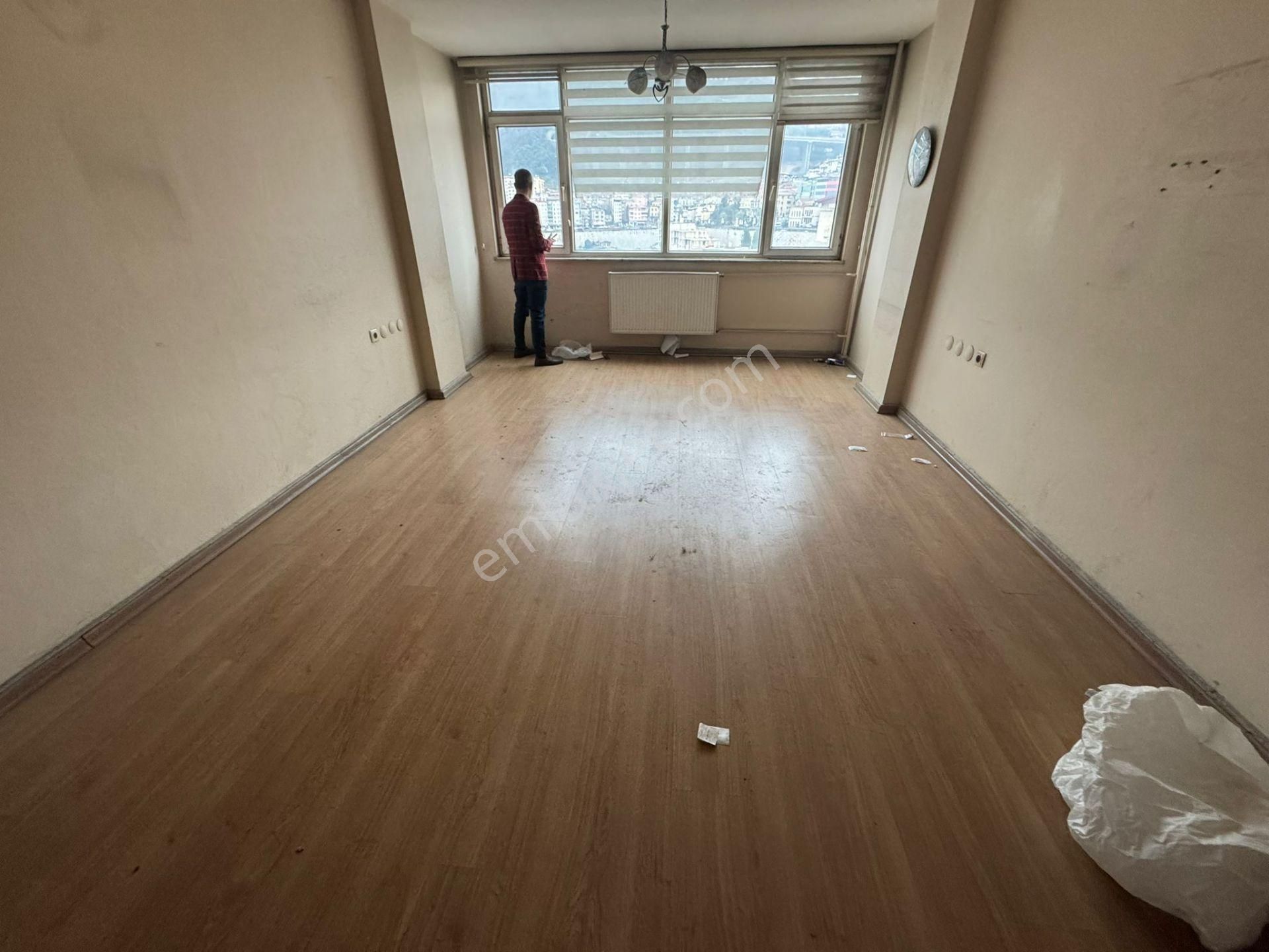 Trabzon Meydan'da Kiralık Ofis - Görsel 3