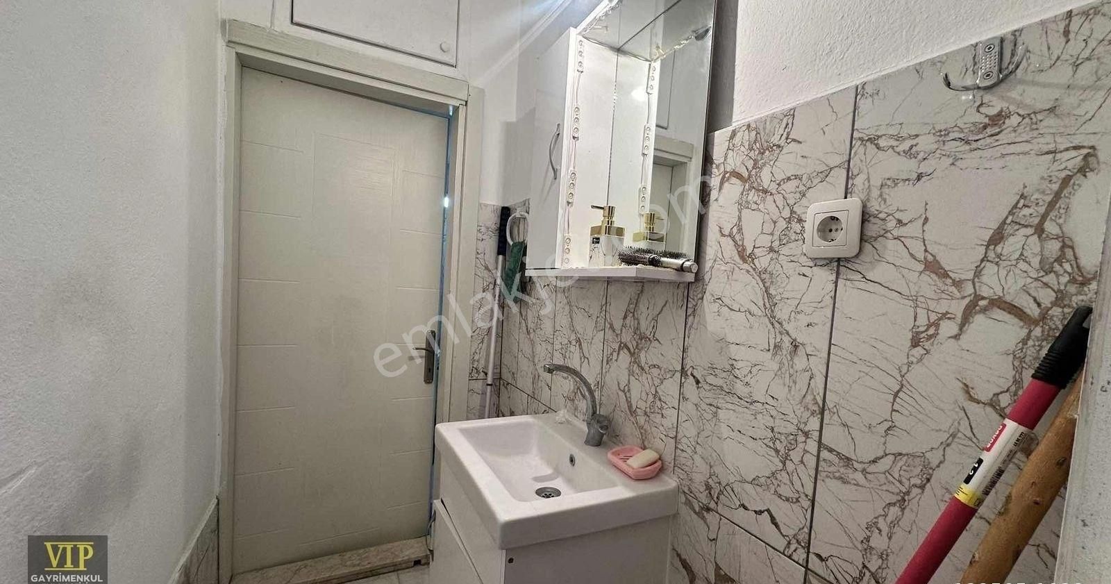 Vip Gayrimenkul'den Çarşı Merkezinde 2+1 Daire - Görsel 10