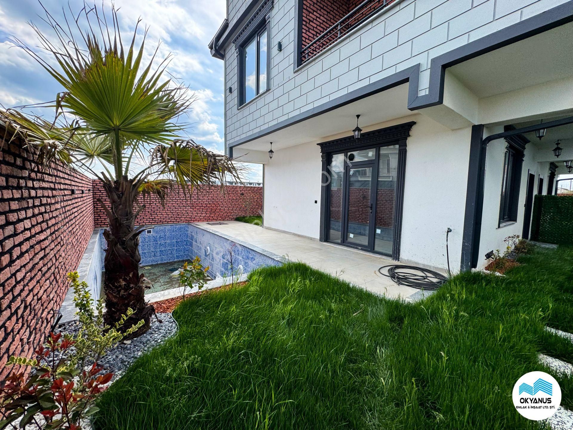 Sakarya Kocaali De Deniz Manzaralı! Havuzlu, Denize 2. Sırada 4+1 Villa - Görsel 12