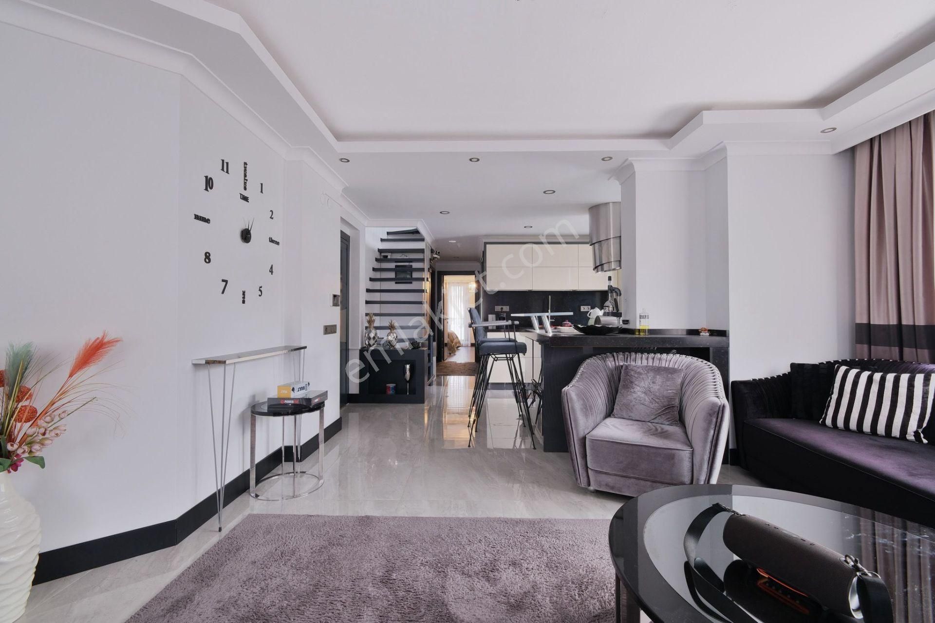 Emlak Dünyasından Maltepe Yalıda 4+2 Dubleks - Görsel 17