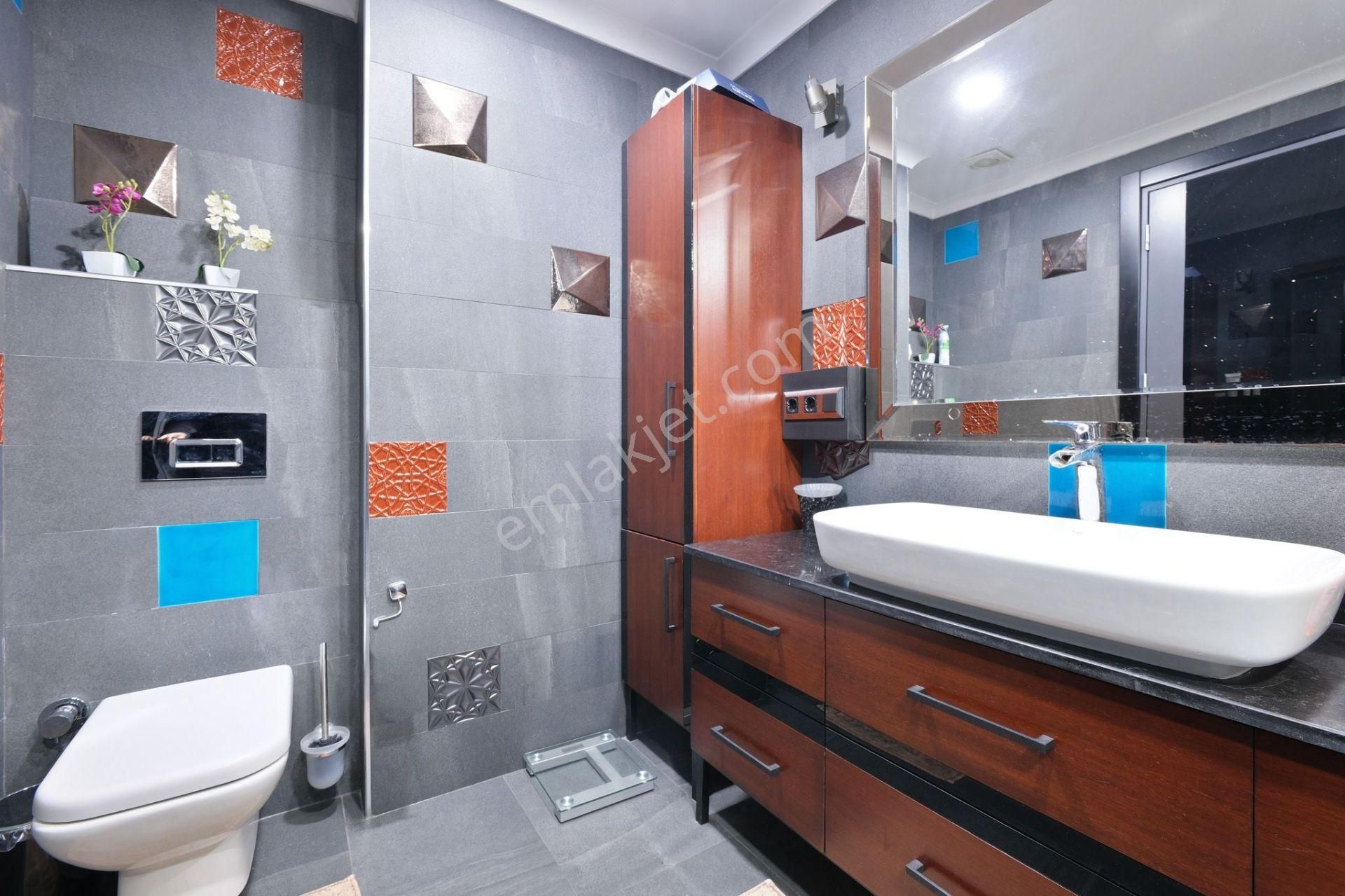 Emlak Dünyasından Maltepe Yalıda 4+2 Dubleks - Görsel 27