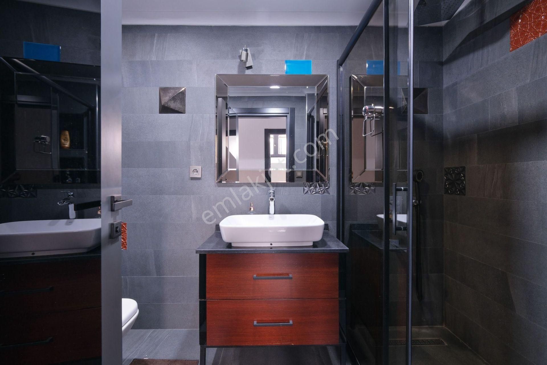 Emlak Dünyasından Maltepe Yalıda 4+2 Dubleks - Görsel 31