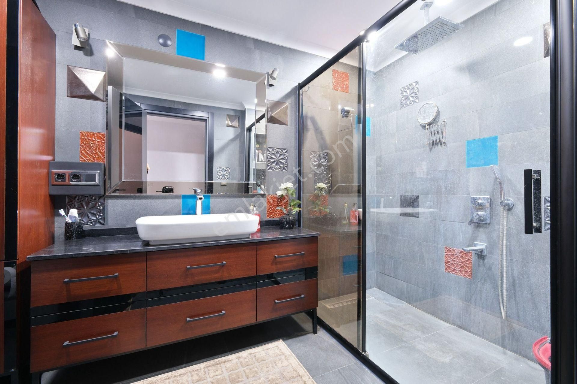 Emlak Dünyasından Maltepe Yalıda 4+2 Dubleks - Görsel 30