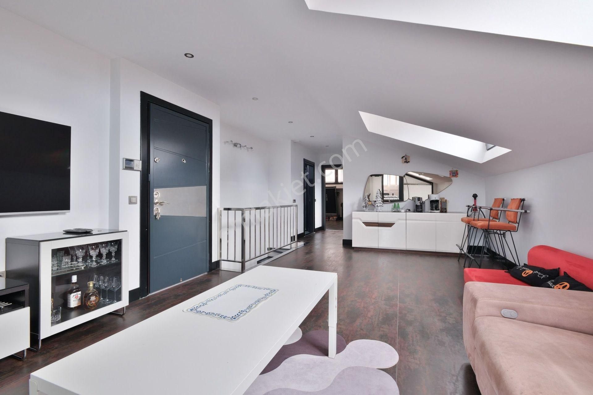 Emlak Dünyasından Maltepe Yalıda 4+2 Dubleks - Görsel 4