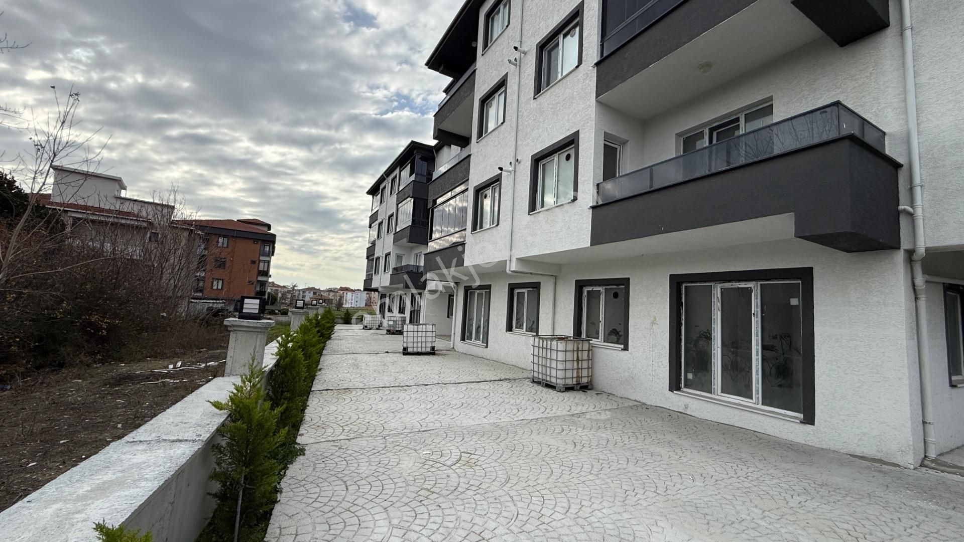 Wisremden Selimpaşa Da Kapalı Otoparklı Geniş 2+1 Satılık Daire - Görsel 12