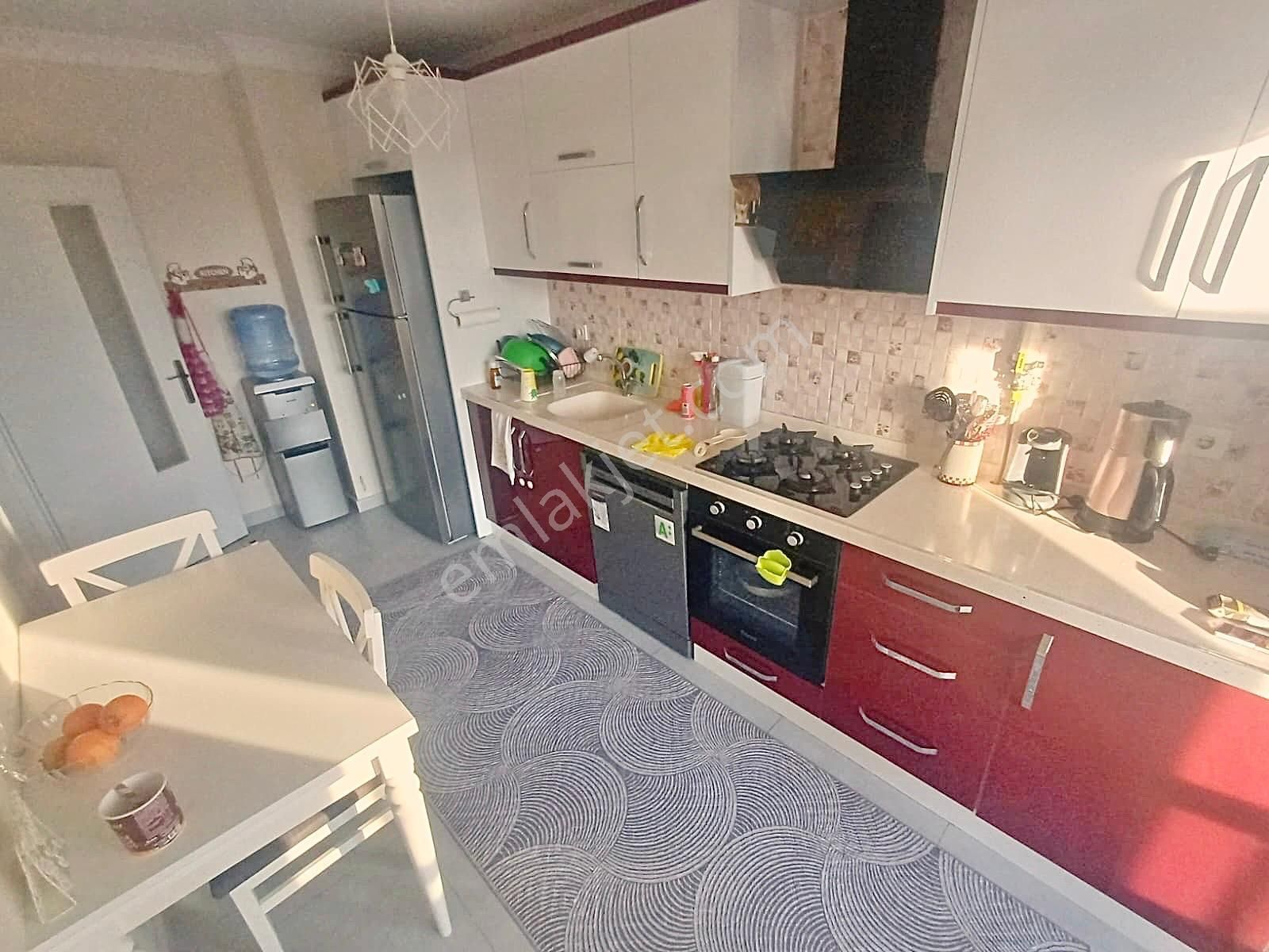 Home And Car'dan Kadıköy'de Full Kredili 3+1 Satılık Daire