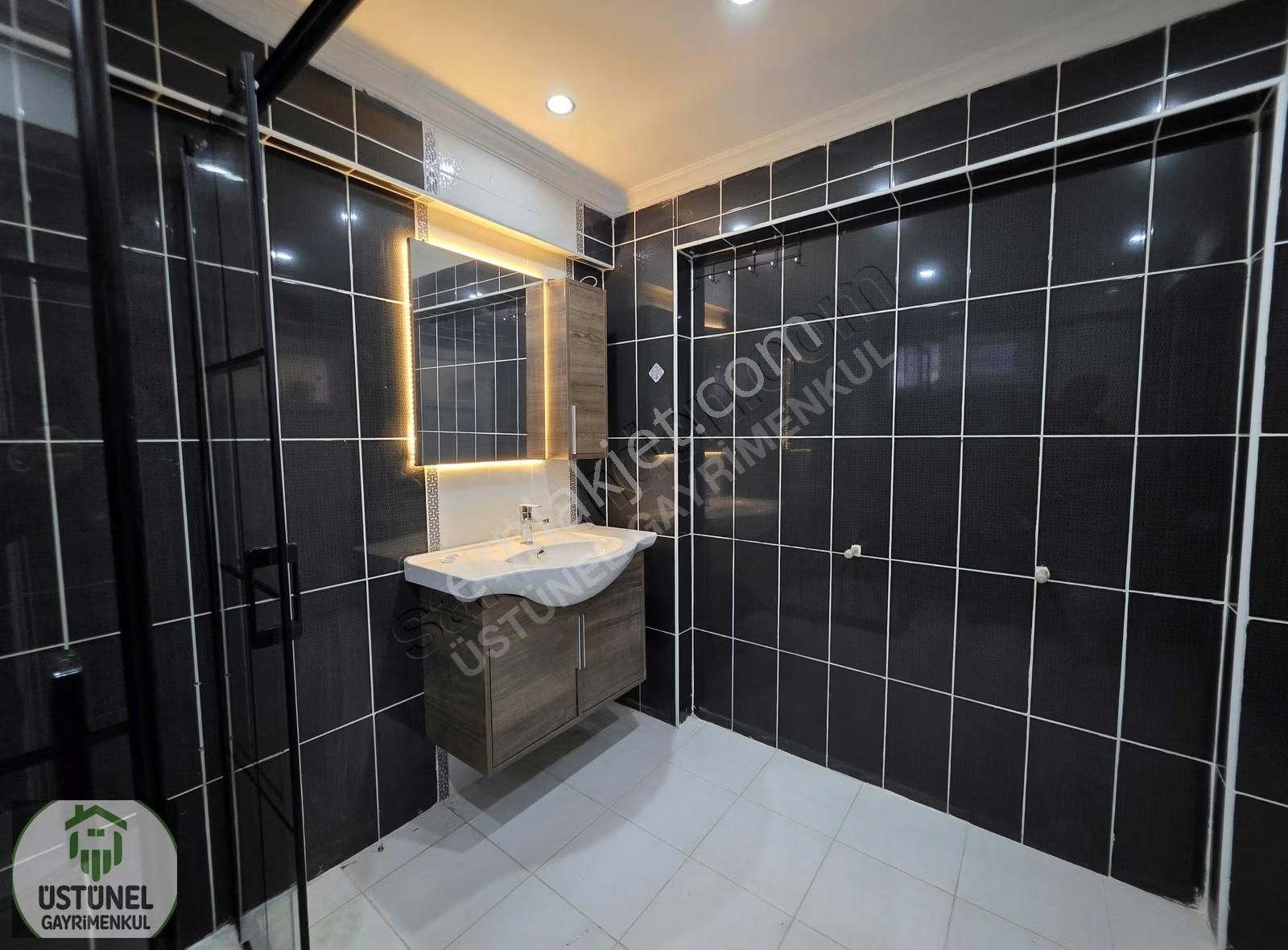 Üstünel'den Görükle'de Aile Binasında Mülkiyetli Tasarım 2+1 - Görsel 24