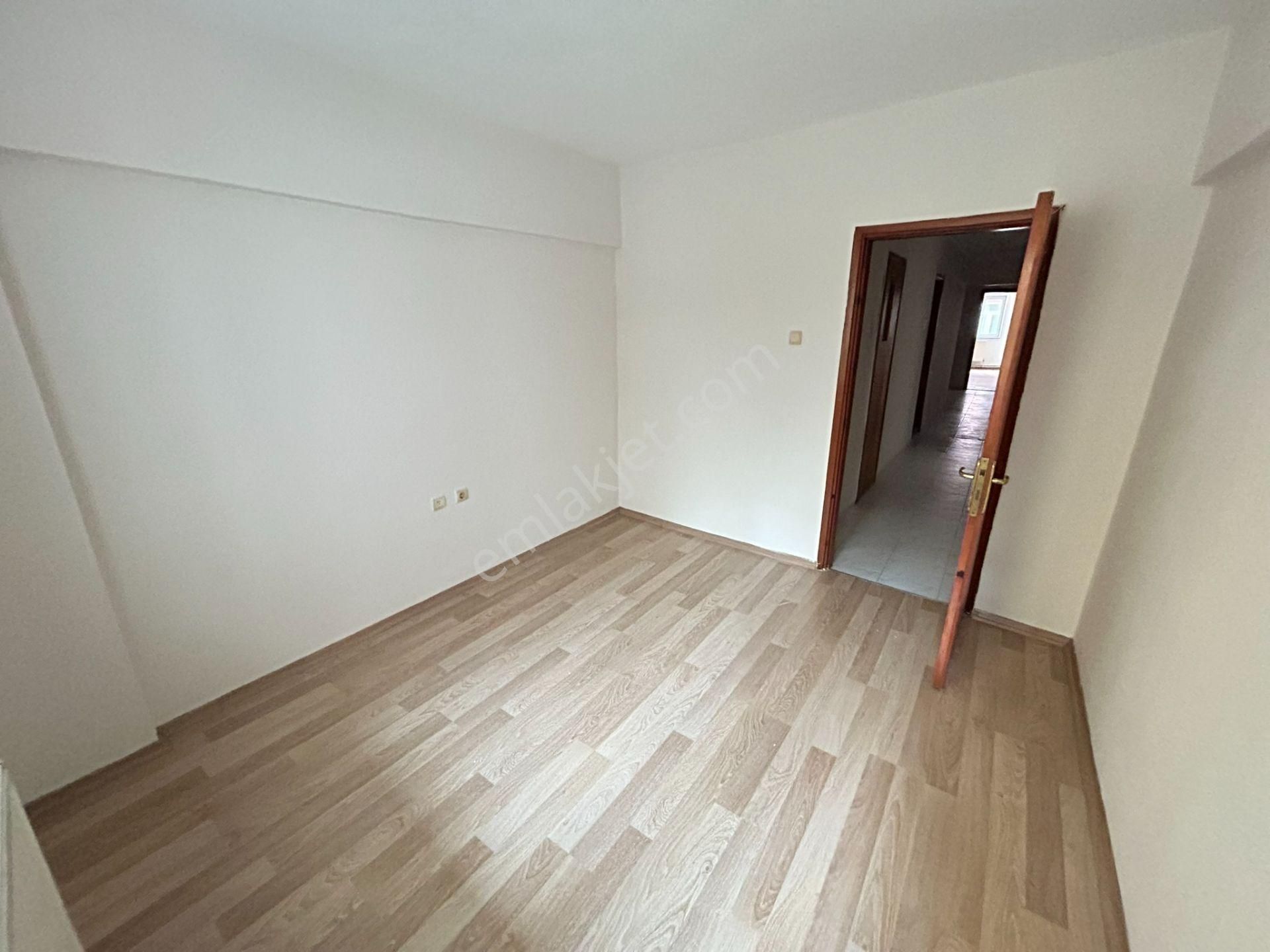 Cihan Emlaktan Kiralık Paşabayırda 3+1 Klimalı, Temiz Daire - Görsel 18