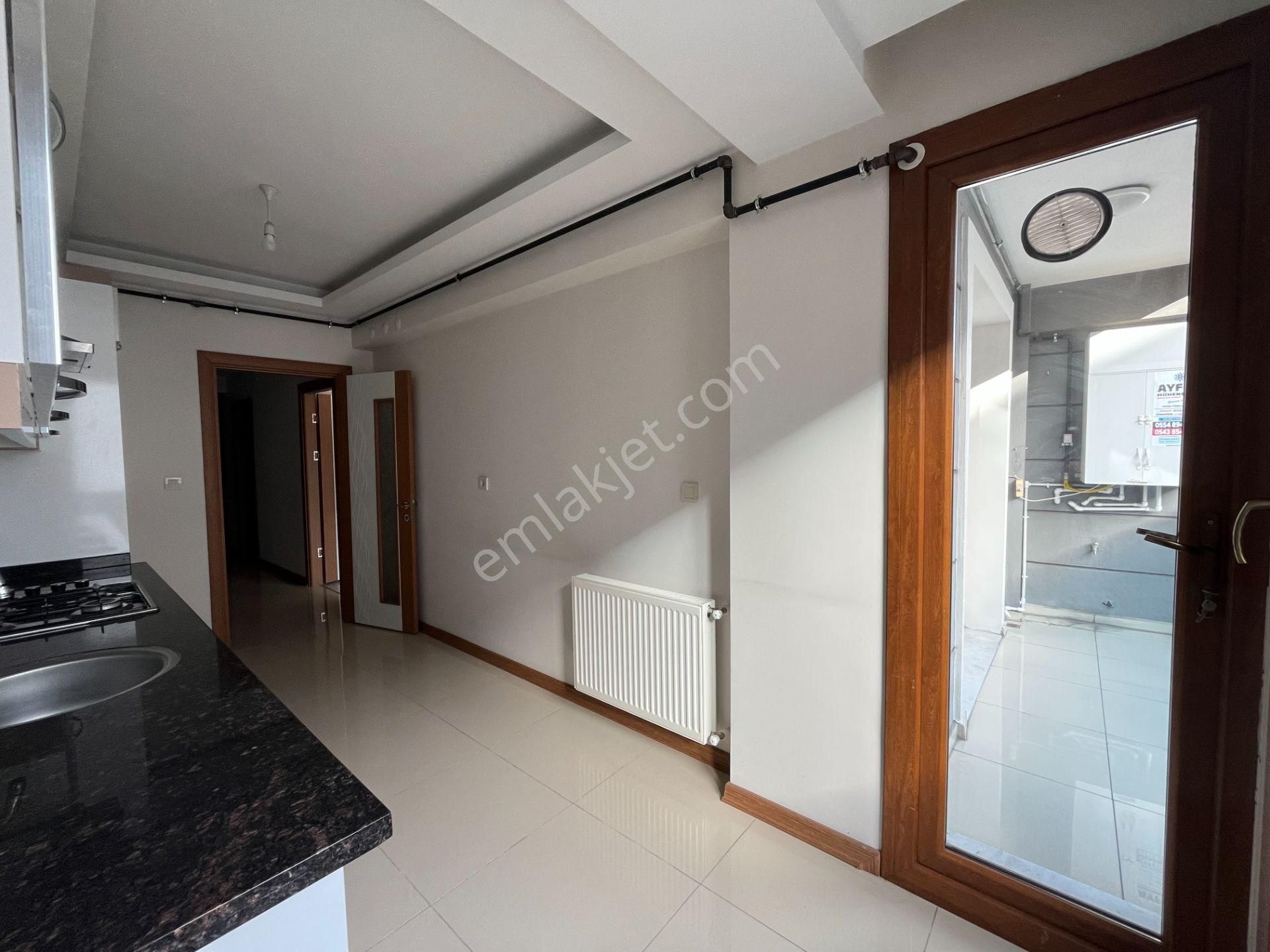 Gümüşpala'da Doğalgazlı, Ankastreli Ve Vestiyerli 2+1 Kiralık Daire - Görsel 12