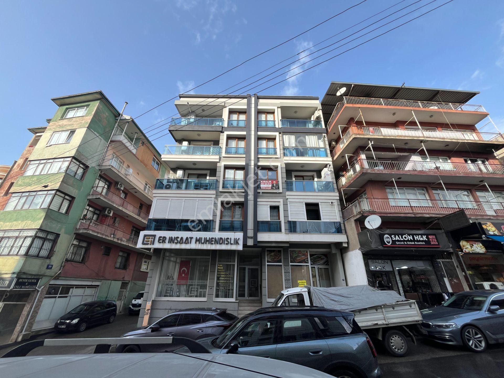 Gümüşpala'da Doğalgazlı, Ankastreli Ve Vestiyerli 2+1 Kiralık Daire - Görsel 2