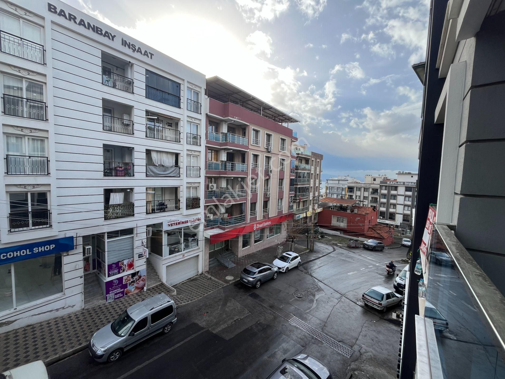 Gümüşpala'da Doğalgazlı, Ankastreli Ve Vestiyerli 2+1 Kiralık Daire - Görsel 16
