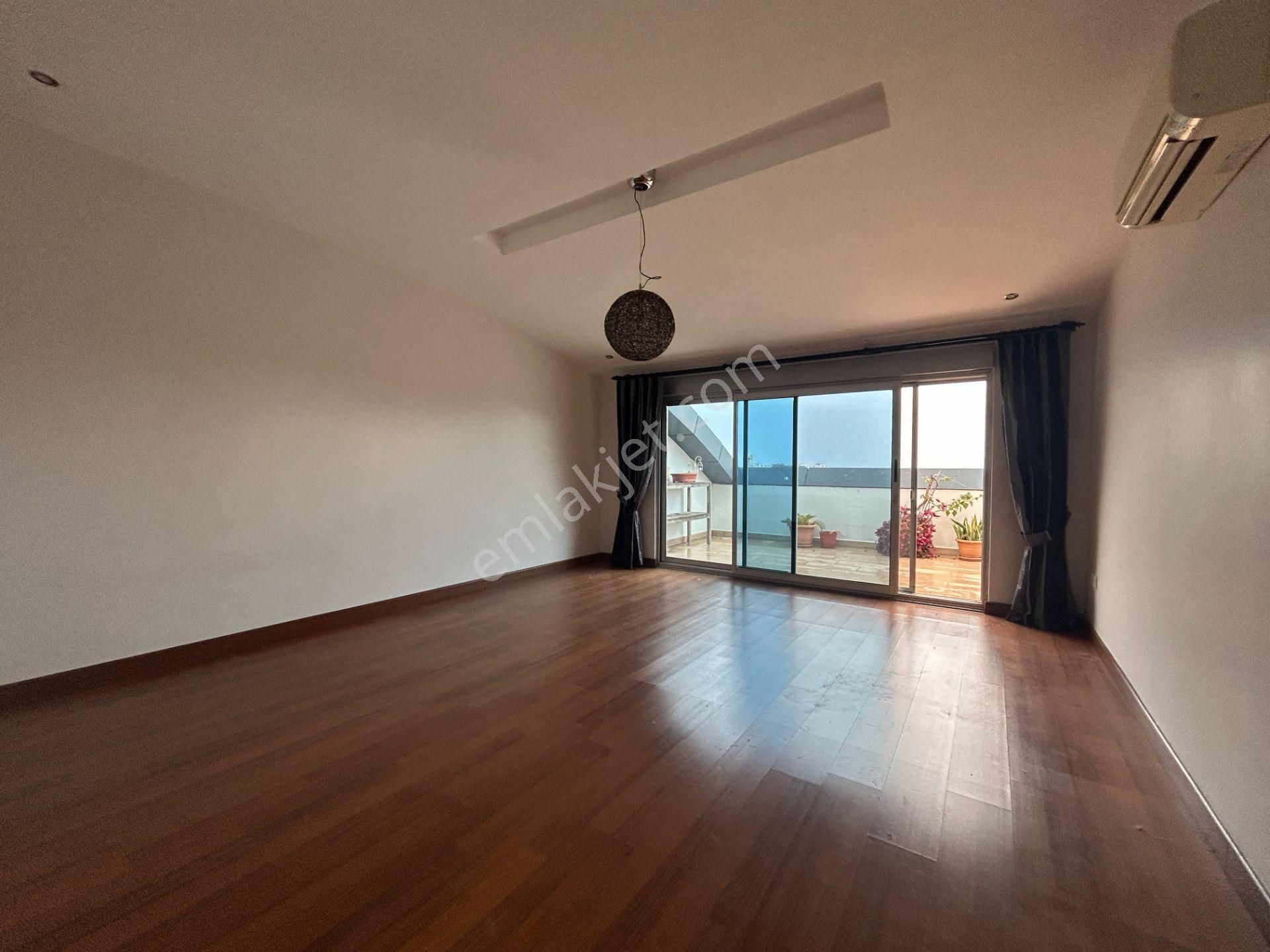 Alanya Cikcilli'de Saunalı Spa Konforunda Kiralık 4+1 Daire - Görsel 12