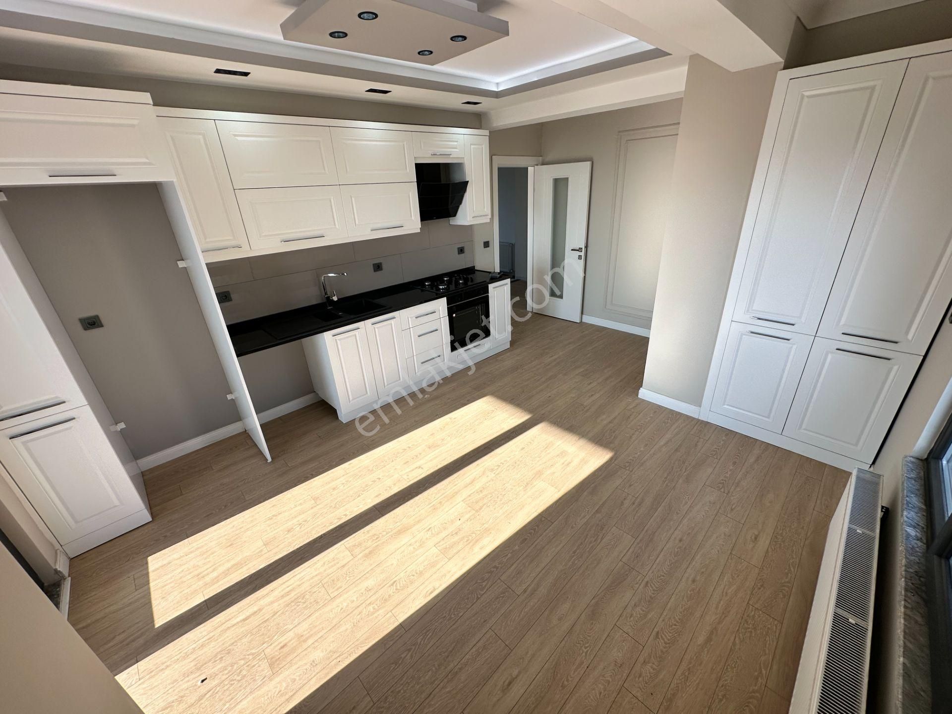 Mera Emlaktan Altınolukta Körfez Manzaralı 4+1 220m Villa - Görsel 7