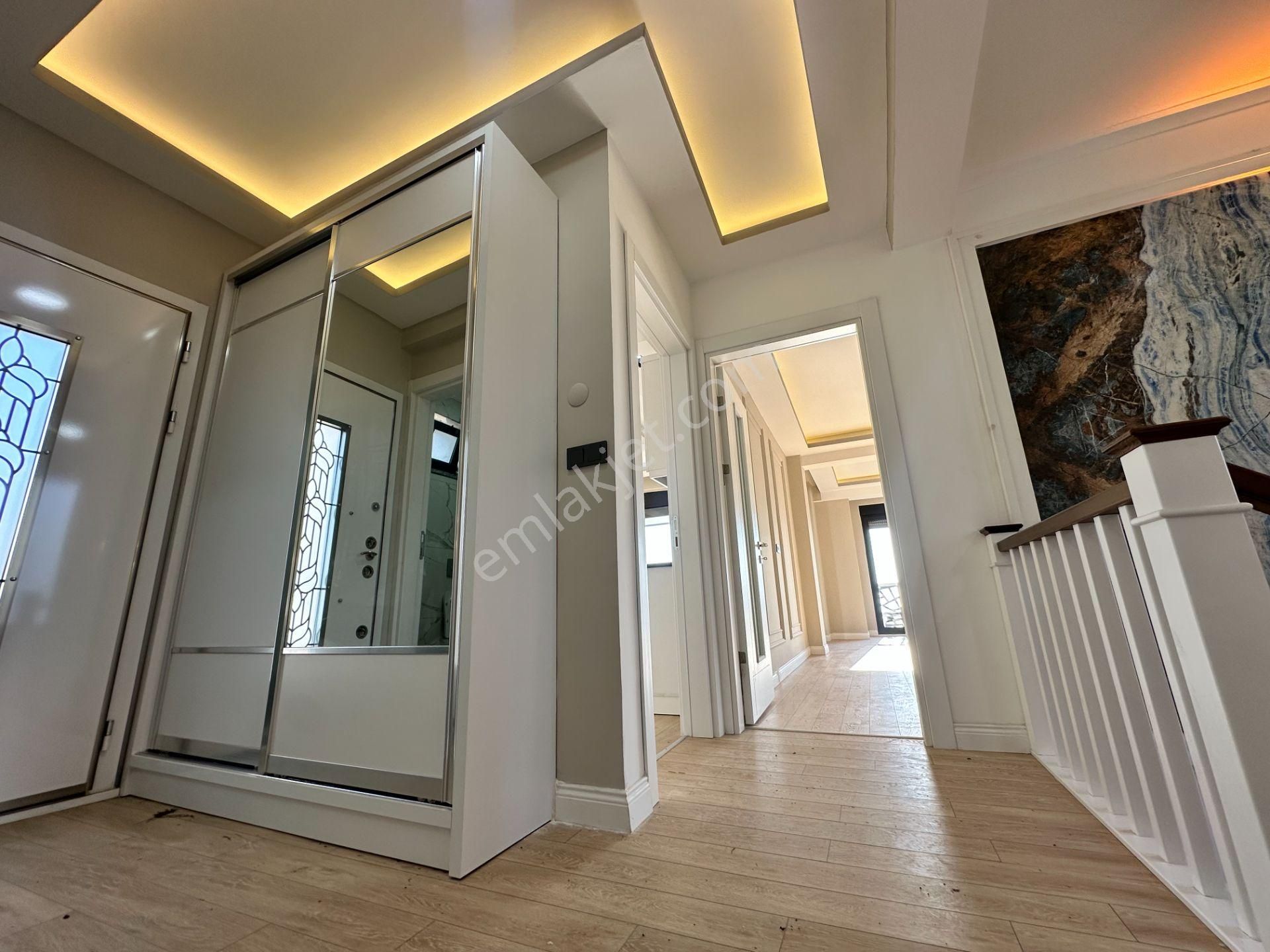 Mera Emlaktan Altınolukta Körfez Manzaralı 4+1 220m Villa - Görsel 14