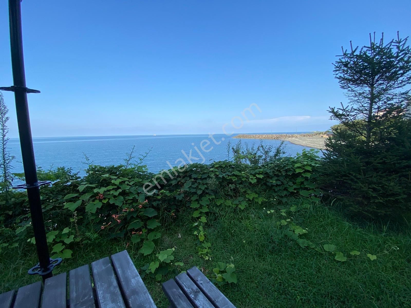 Trabzonda Kiralık Eşyalı 3+1 Yalı Dairesi (1 Haziran Çıkışlı) - Görsel 17