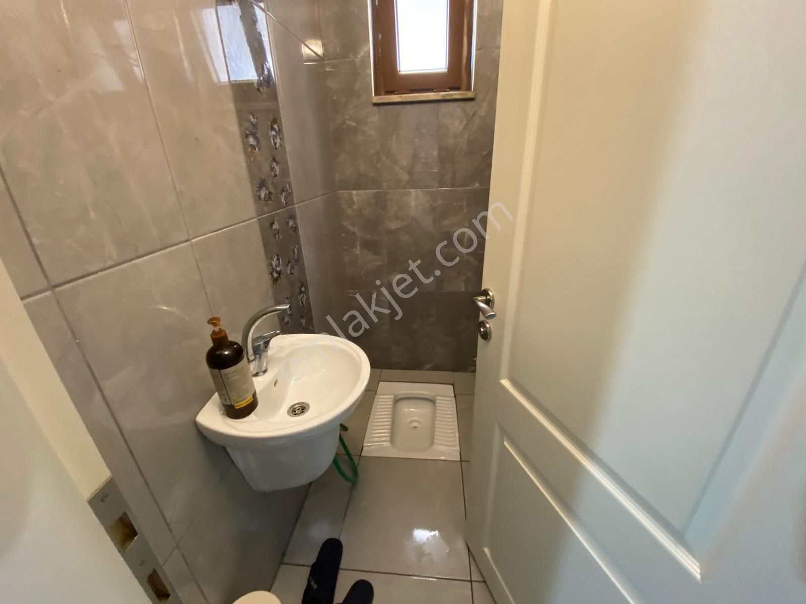 Trabzonda Kiralık Eşyalı 3+1 Yalı Dairesi (1 Haziran Çıkışlı) - Görsel 21