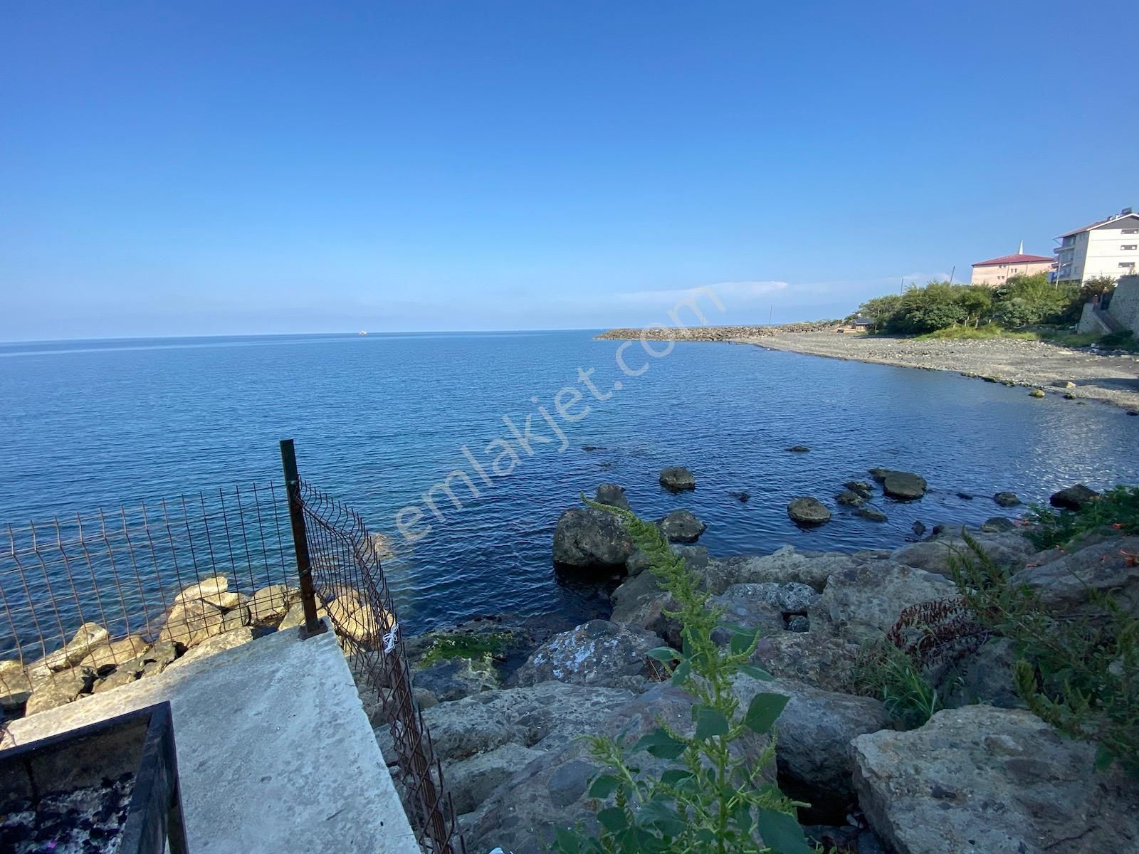 Trabzonda Kiralık Eşyalı 3+1 Yalı Dairesi (1 Haziran Çıkışlı) - Görsel 11