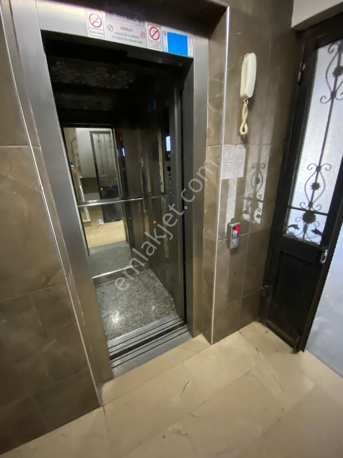 Trabzonda Kiralık Eşyalı 3+1 Yalı Dairesi (1 Haziran Çıkışlı) - Görsel 12