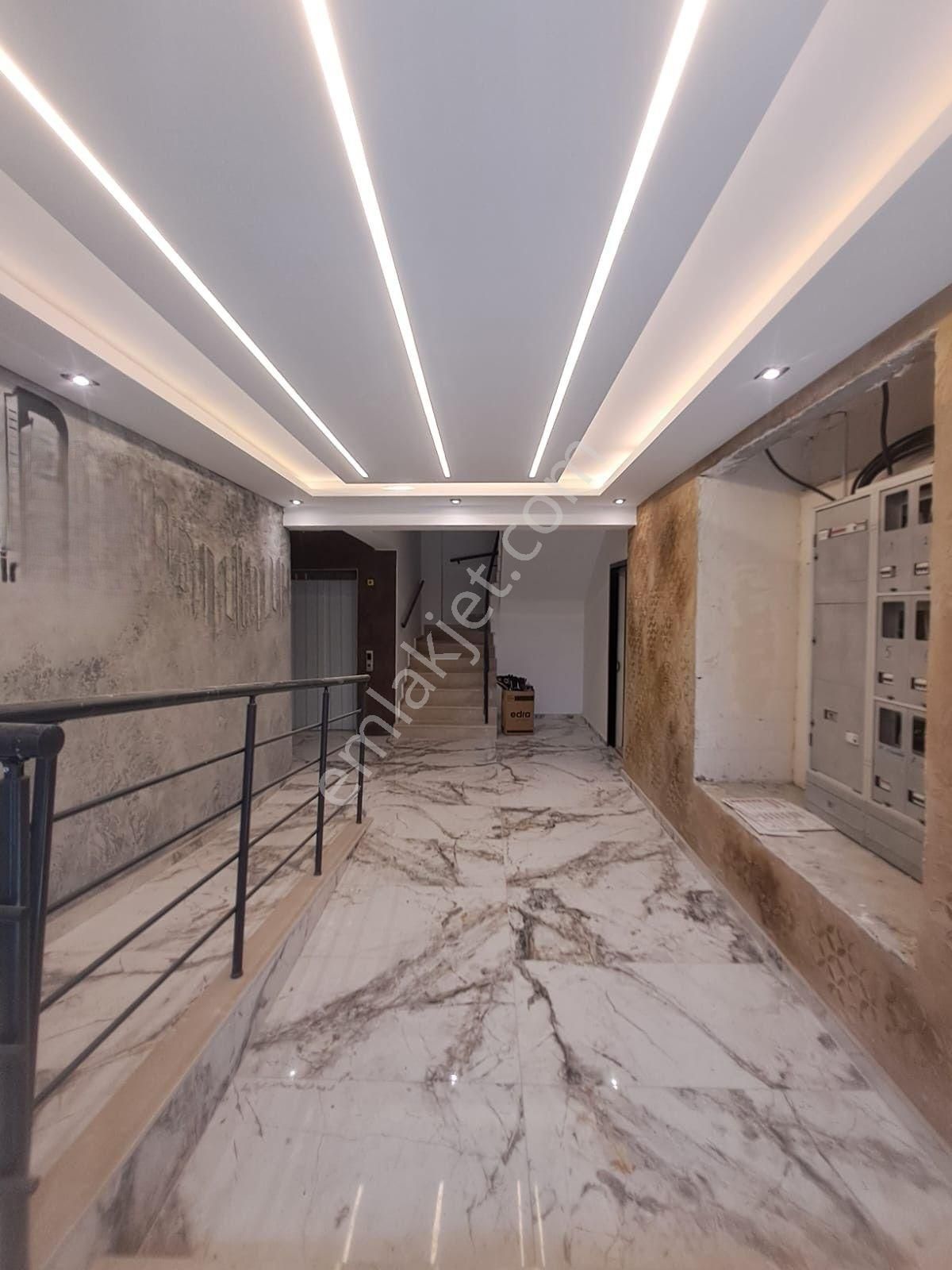 🚀🏗️ Ön Cephe • Takasa Açık • Zeminden Isıtmalı • Garajlı 1+1 Apart 🧲🏠 (d201) - Görsel 10