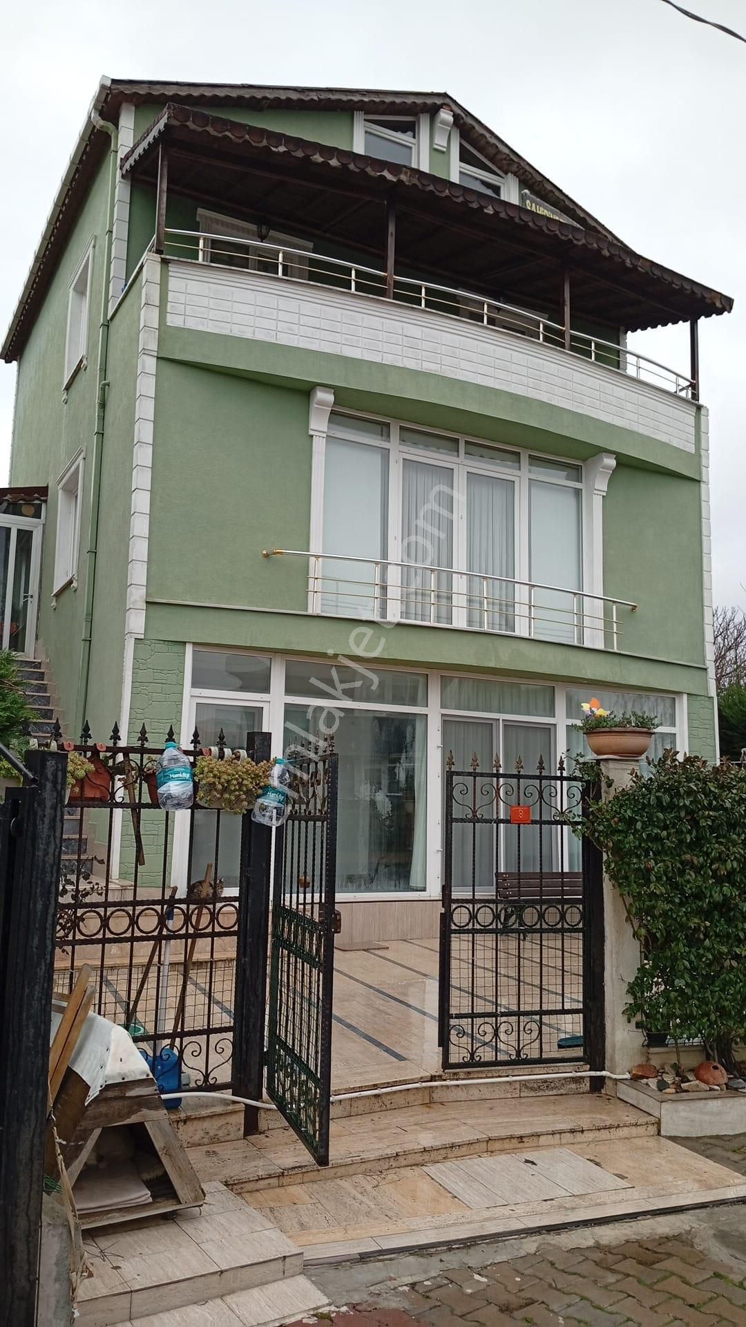 Arnavutköy Karaburun Tribleks Villa 326m2 Fırsat - Görsel 2